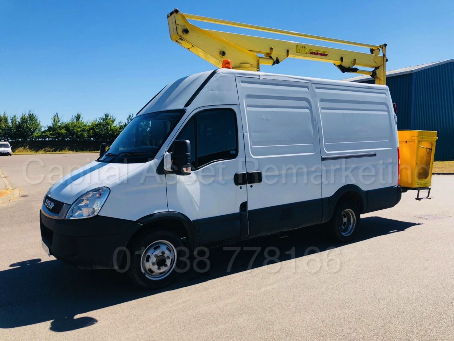 (On Sale) IVECO DAILY 50C15 *MWB - CHERRY PICKER* (2011 MODEL) '3.0 DIESEL - 146 BHP - 6 SPEED' - Image 25 of 32