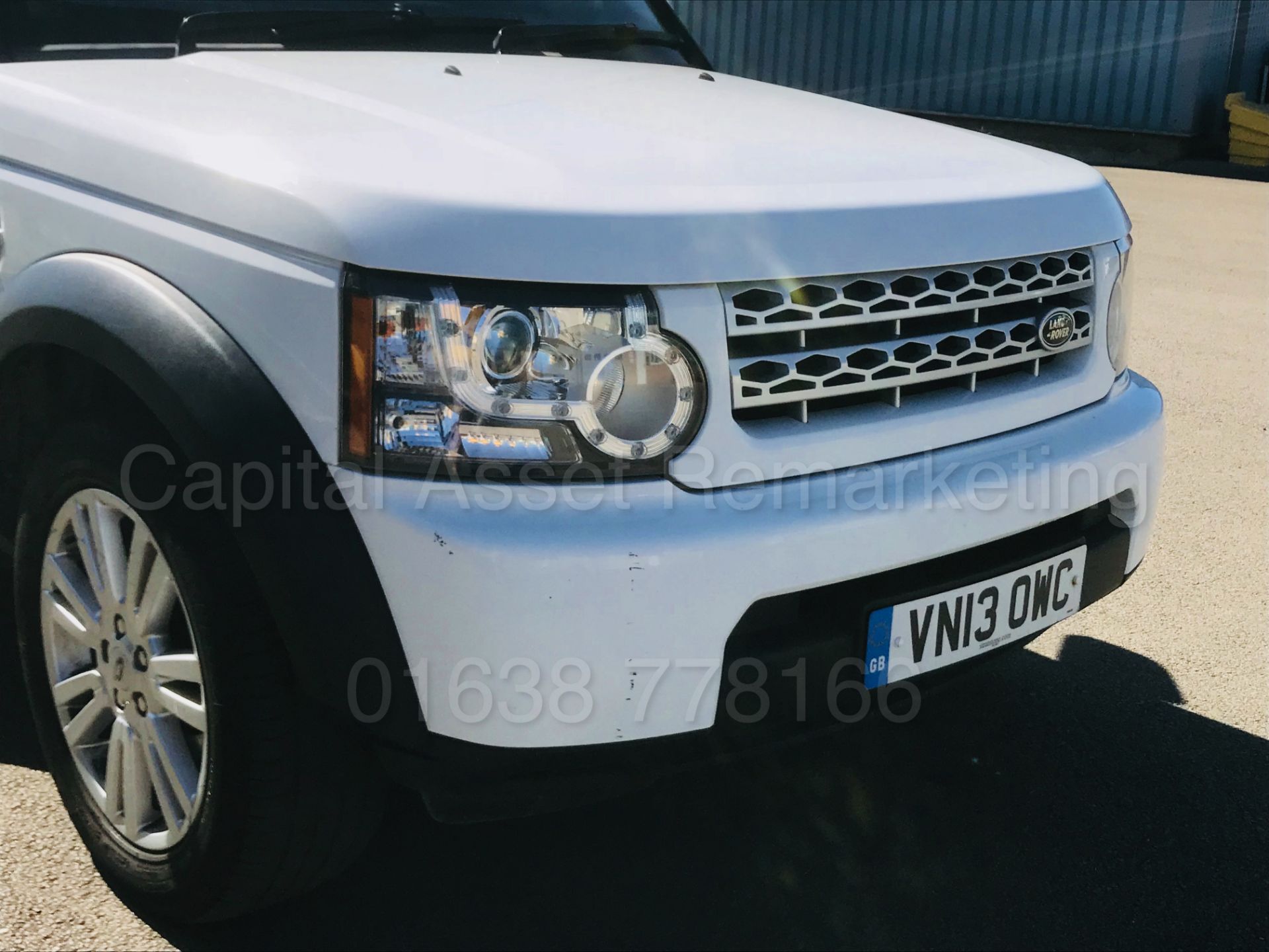 (On Sale) LAND ROVER DISCOVERY 4 **COMMERCIAL VAN**(2013 - 13 REG) '3.0 TDV6 - 210 BHP - AUTO' - Image 15 of 38