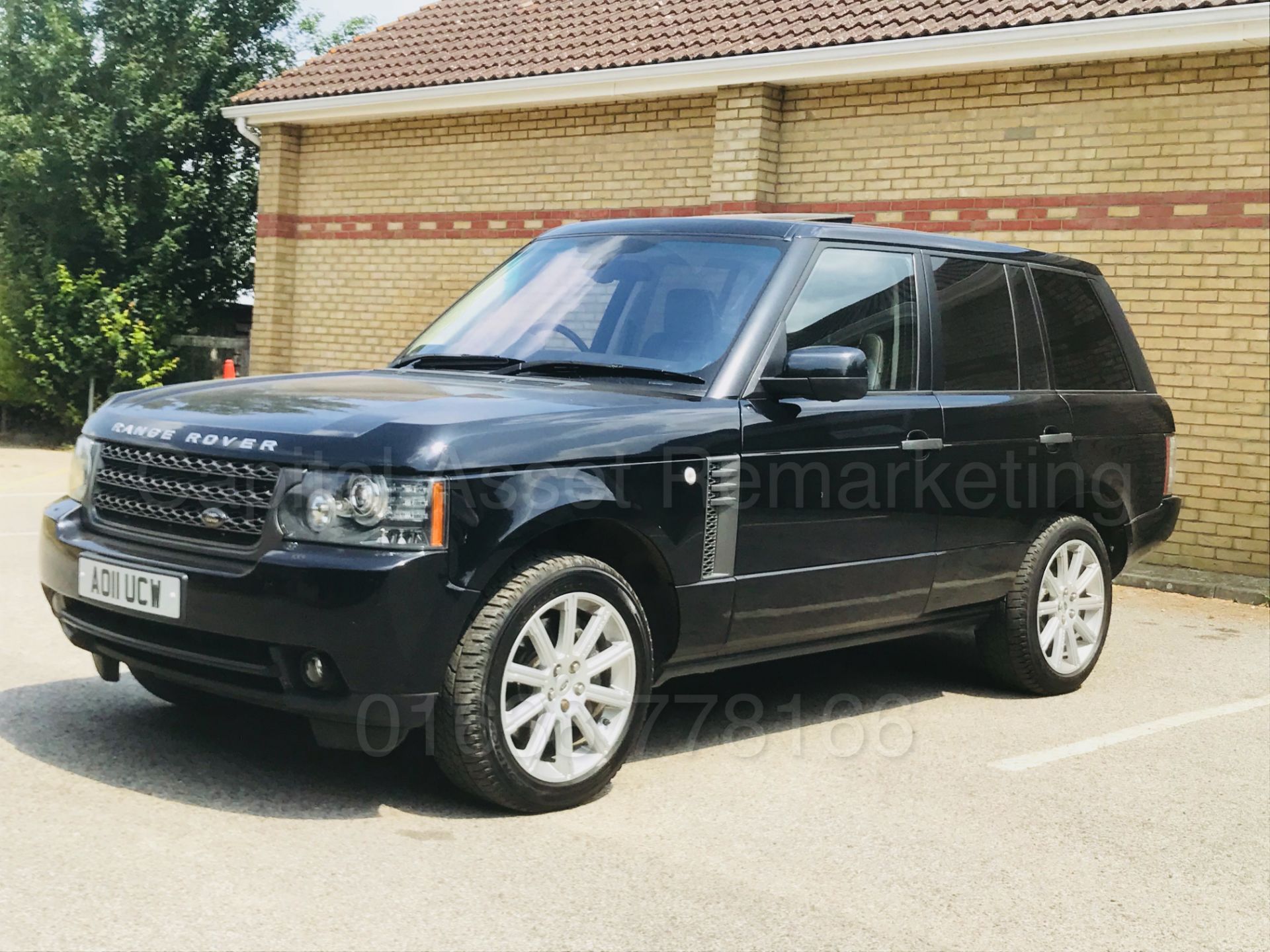 (On Sale) RANGE ROVER VOGUE SE (2011) 'TDV8 -8 SPEED AUTO' **FULLY LOADED** (1 OWNER - FULL HISTORY)