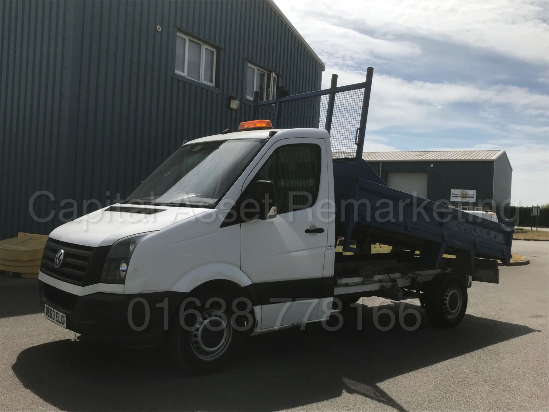 VOLKSWAGEN CRAFTER CR35 *TIPPER* (2014 MODEL) '2.0 TDI - 109 BHP - 6 SPEED' (LOW MILES) **3500KG**