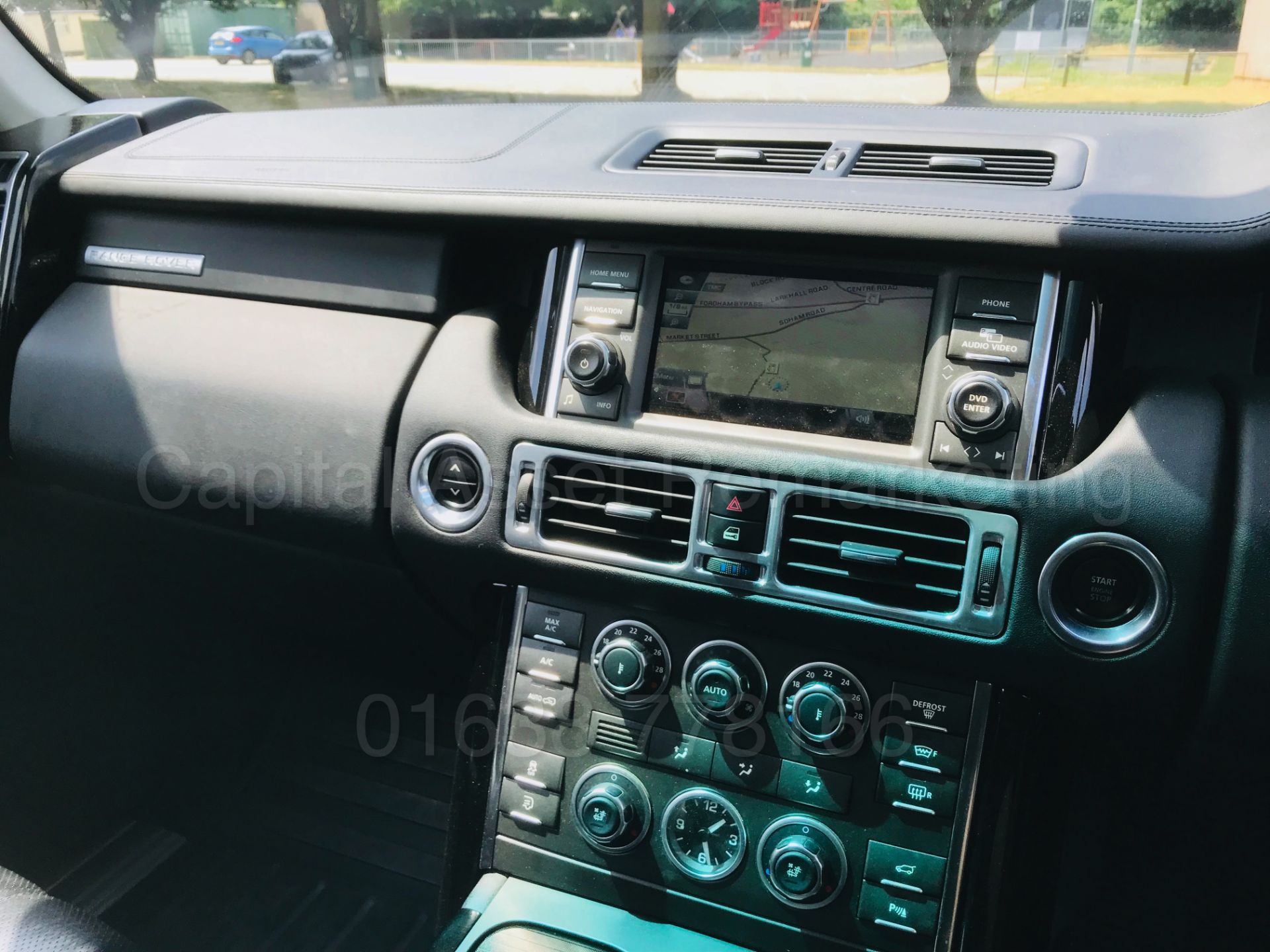 (On Sale) RANGE ROVER VOGUE SE (2011) 'TDV8 -8 SPEED AUTO' **FULLY LOADED** (1 OWNER - FULL HISTORY) - Image 41 of 60