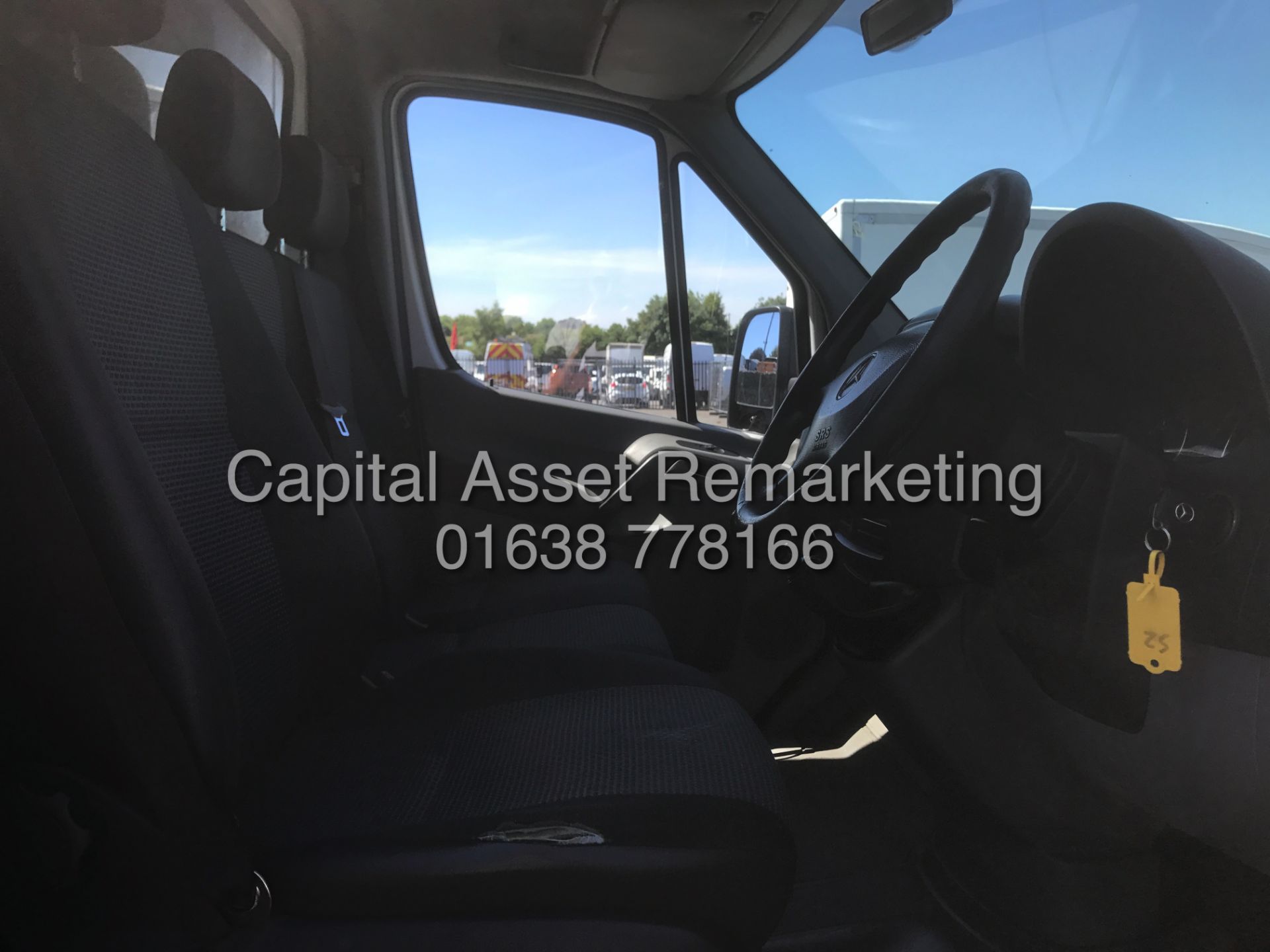 On Sale MERCEDES SPRINTER 313CDI LWB LUTON BOX VAN-10 REG 14 FOOT BODY-ELECTRIC TAIL LIFT - Image 6 of 12