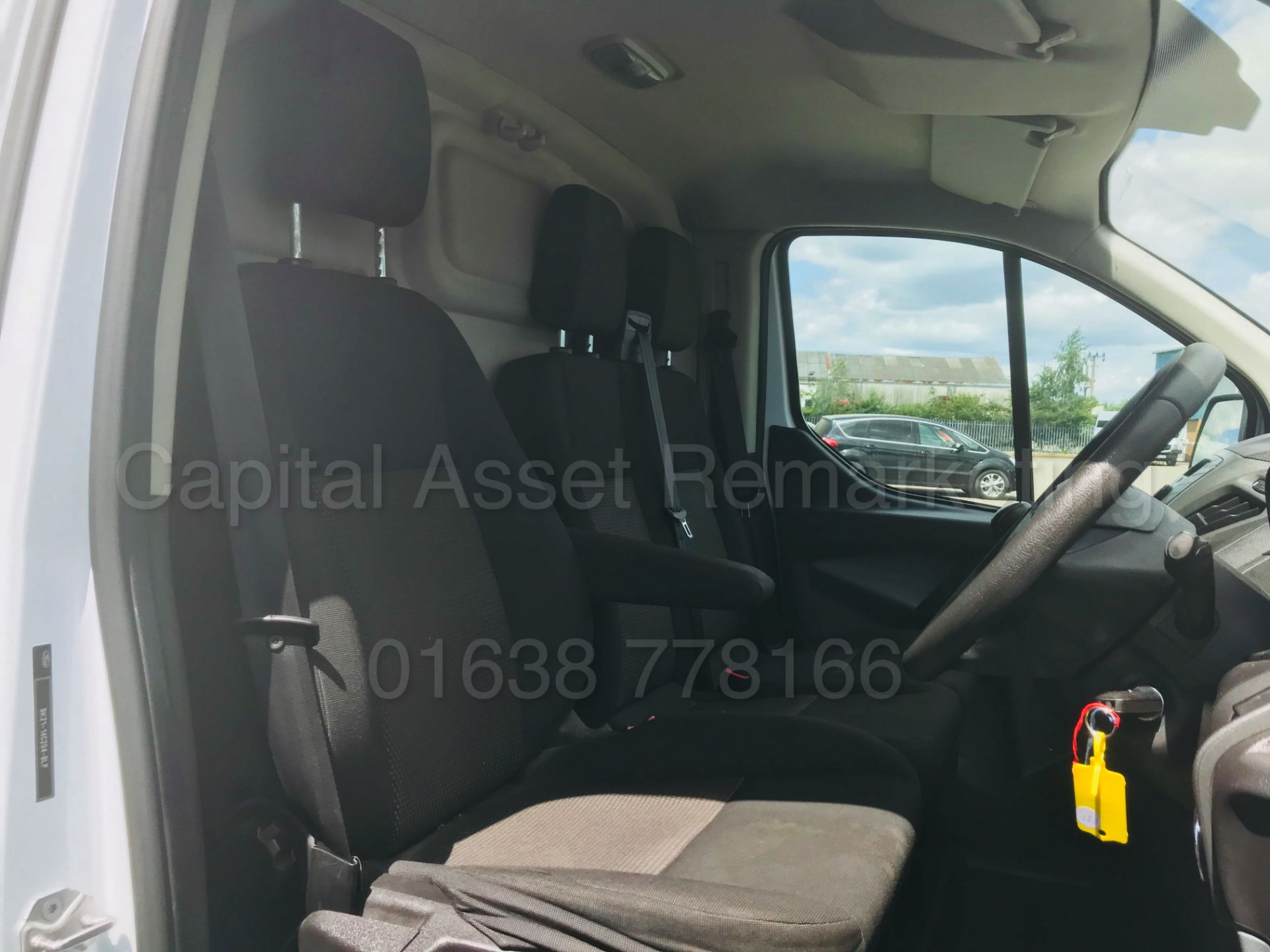 (On Sale) FORD TRANSIT CUSTOM 290 'ECO-TECH' **PANEL VAN** (2015) '2.2 TDCI - 100 BHP - 6 SPEED' - Image 23 of 31