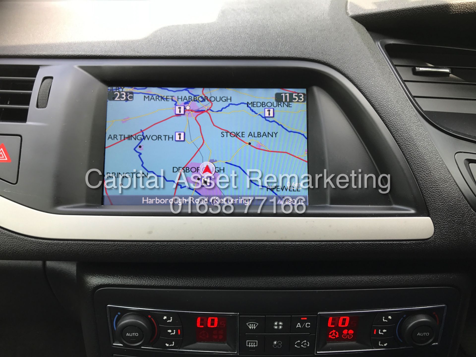 CITROEN C5 2.0HDI "VTR" SPORTS TOURER ESTATE (AUTO) - 14 REG - NEW SHAPE - 1 OWNER - SAT NAV - WOW!! - Image 13 of 21