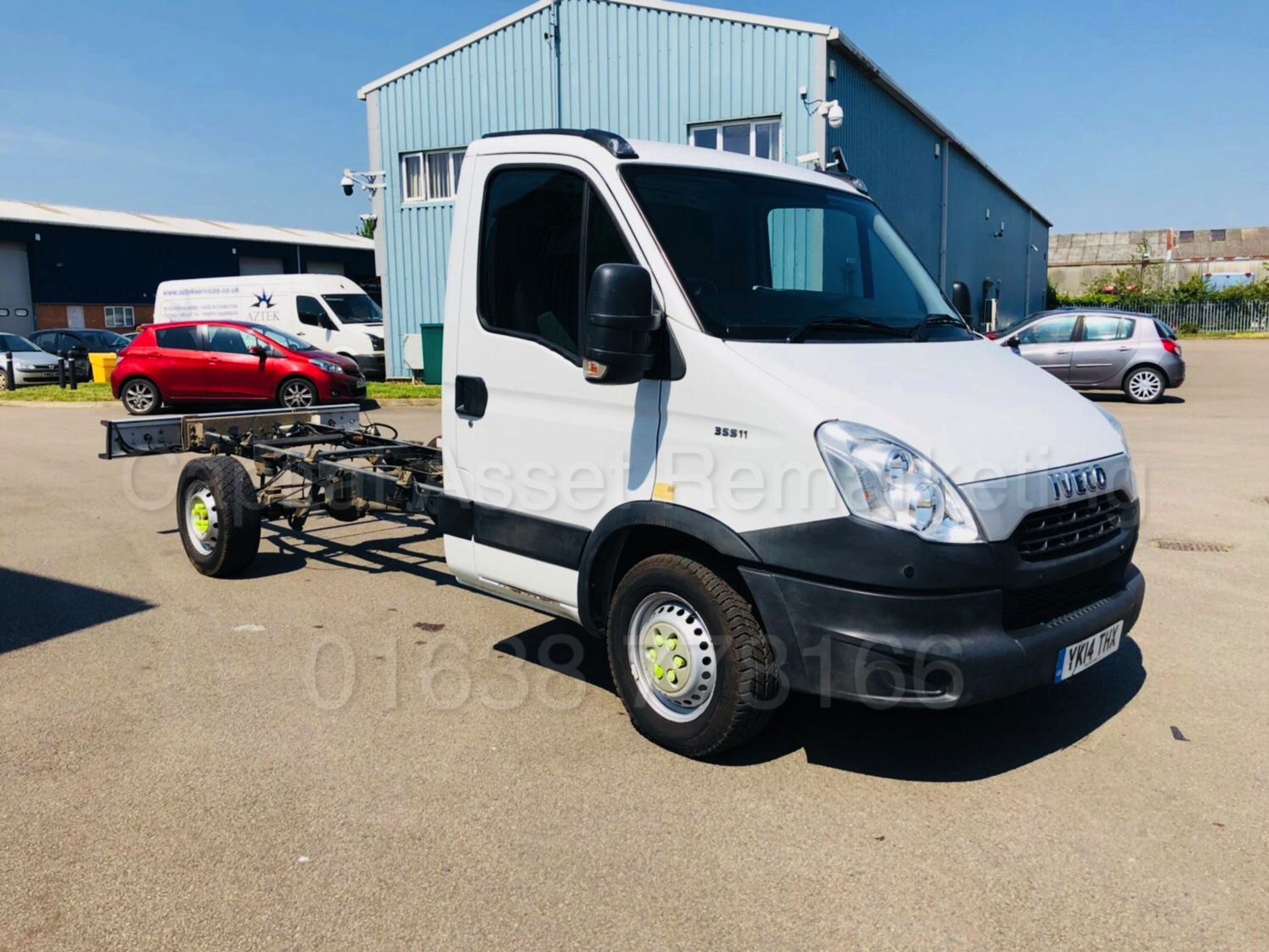 (On Sale) IVECO DAILY 35S11 'LWB - CHASSIS CAB' (2014 - 14 REG) '2.3 DIESEL - 6 SPEED' (1 OWNER) - Bild 17 aus 18