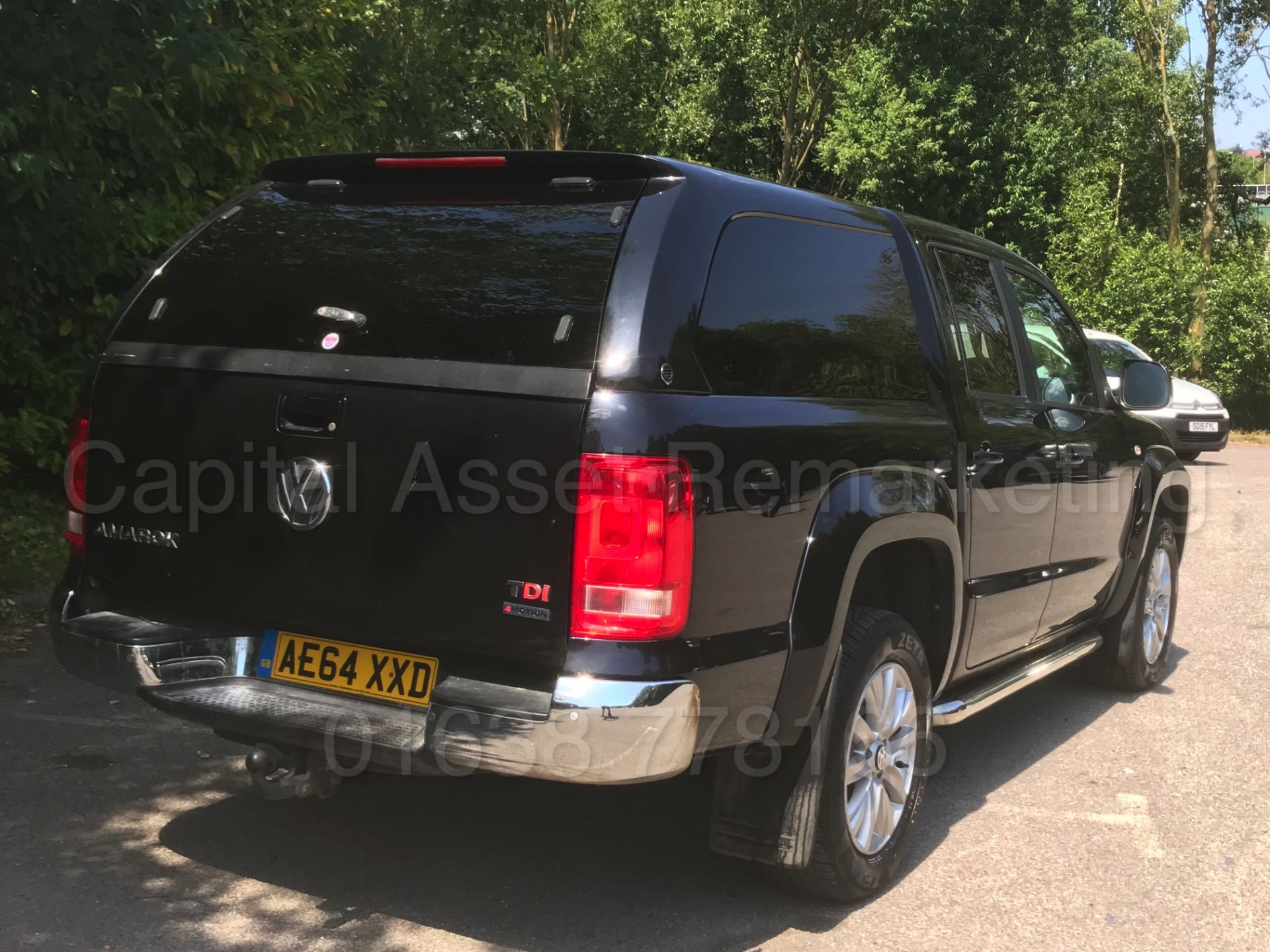 VOLKSWAGEN AMAROK **HIGHLINE** D/CAB PICK-UP (2015 MODEL) '2.0 TDI - 180 BHP - LEATHER - SAT NAV' - Image 11 of 40