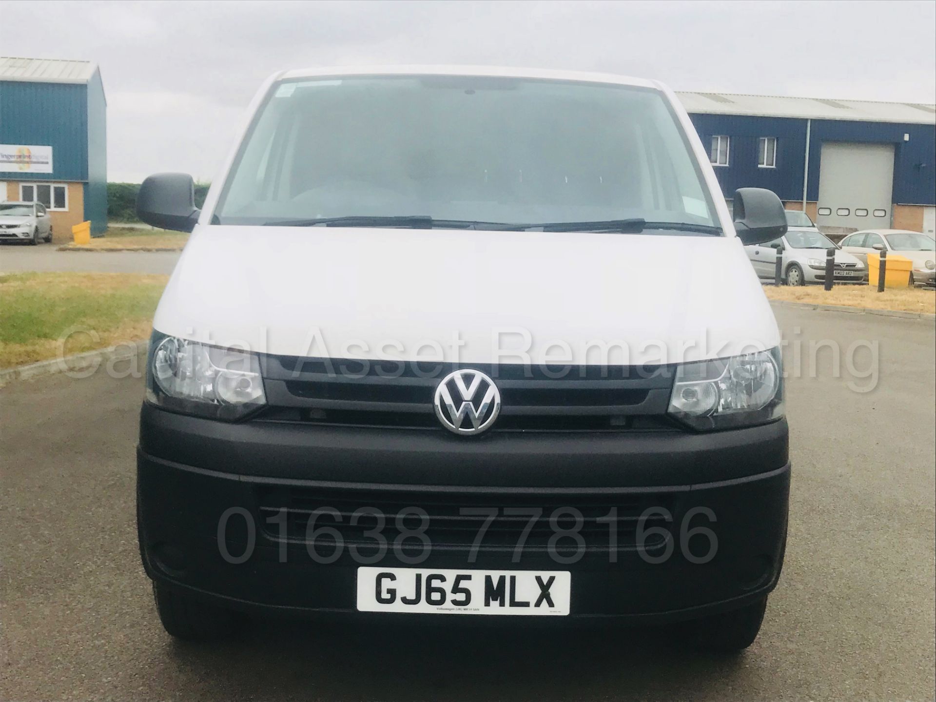 (ON SALE) VOLKSWAGEN TRANSPORTER 'SWB -PANEL VAN' (2016 MODEL) '2.0 TDI-102 BHP' **ELECTRIC PACK** - Bild 13 aus 31