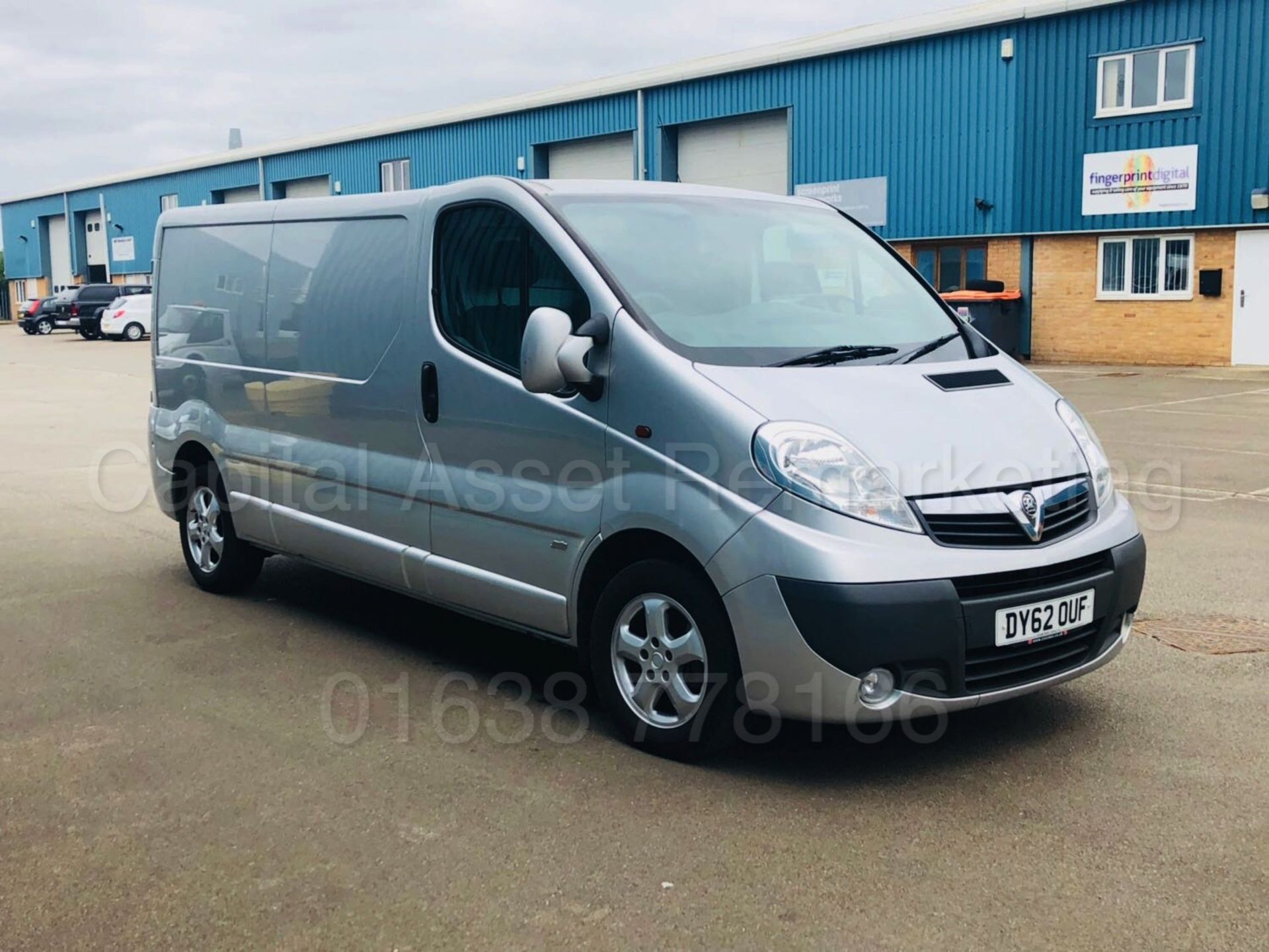 VAUXHALL VIVARO 2900 *SPORTIVE* LWB (2013 MODEL) '2.0 CDTI - 115 BHP - 6 SPEED' **AIR CON** (NO VAT) - Image 24 of 31