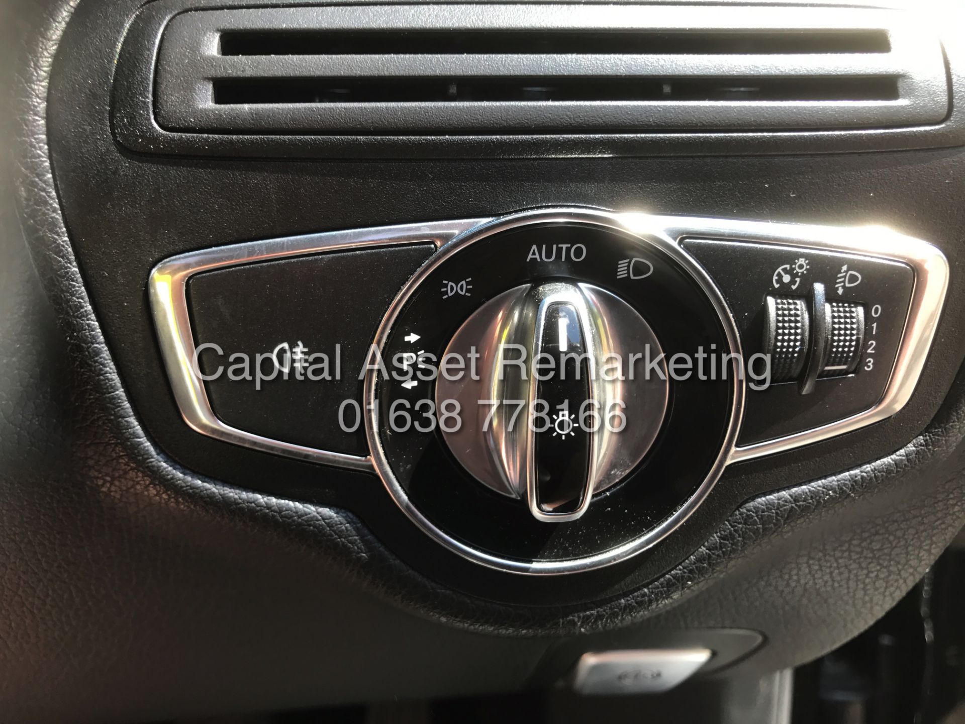 MERCEDES C200 "SE" PETROL - 65 REG - 1 OWNER - SAT NAV - LEATHER - BLACK - NEW SHAPE - WOW!! RARE!! - Image 13 of 16