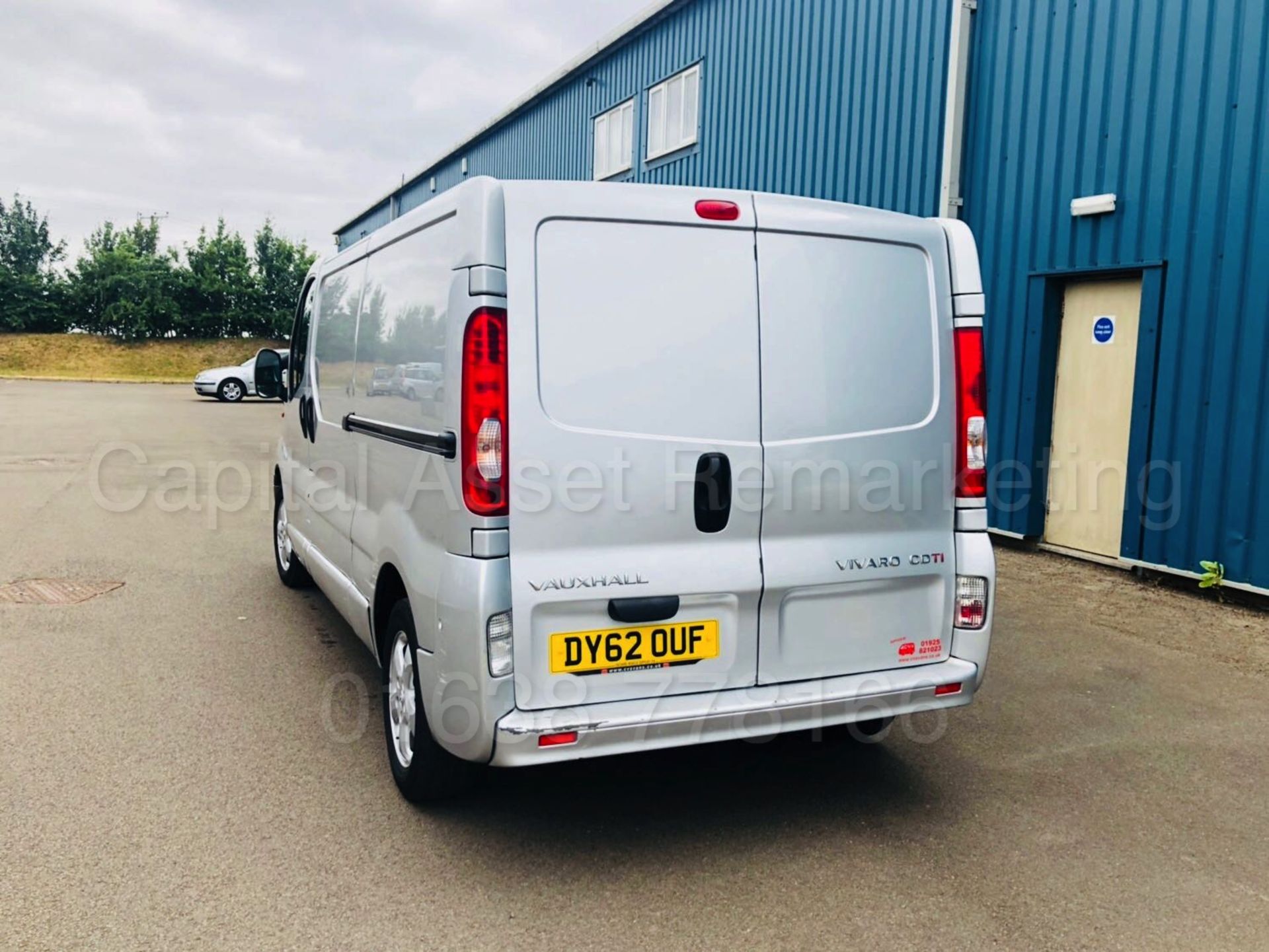 VAUXHALL VIVARO 2900 *SPORTIVE* LWB (2013 MODEL) '2.0 CDTI - 115 BHP - 6 SPEED' **AIR CON** (NO VAT) - Image 10 of 31