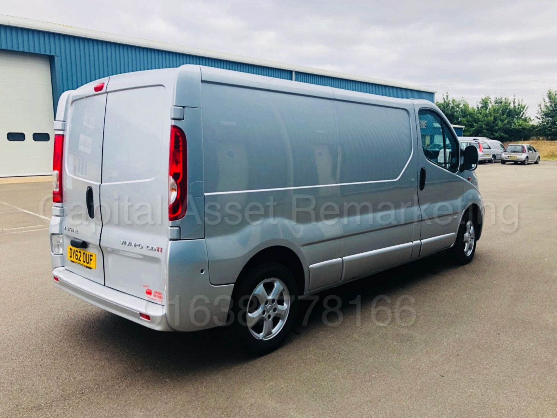 VAUXHALL VIVARO 2900 *SPORTIVE* LWB (2013 MODEL) '2.0 CDTI - 115 BHP - 6 SPEED' **AIR CON** (NO VAT) - Image 22 of 31