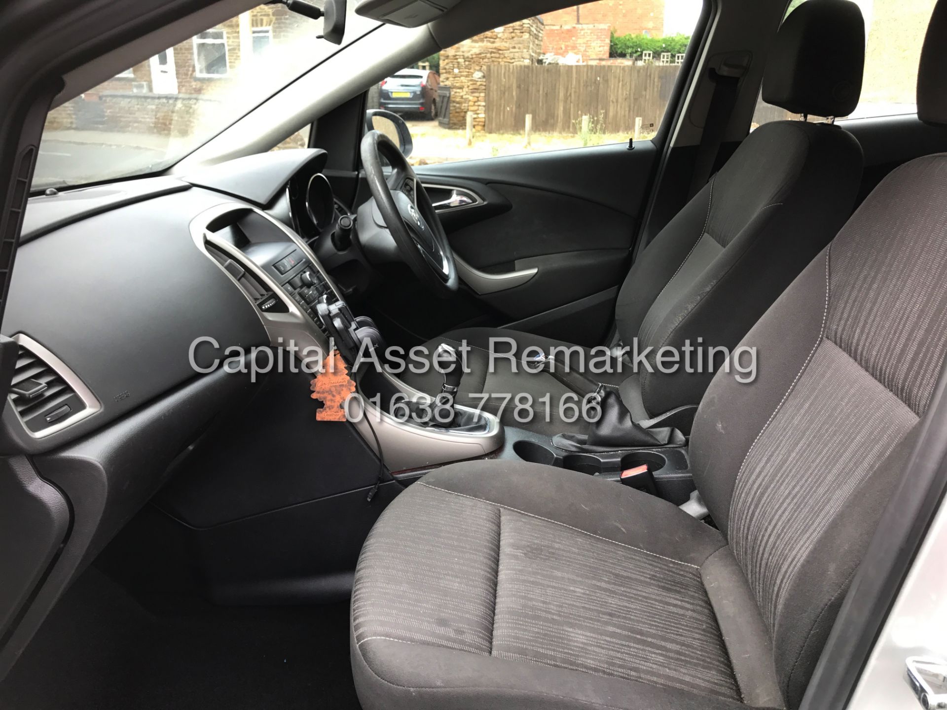 VAUXHALL ASTRA 1.7CDTI ECO FLEX "EXCLUSIV" ESTATE (12 REG ) 1 OWNER FSH - GREAT SPEC - AIR CON - Image 11 of 16