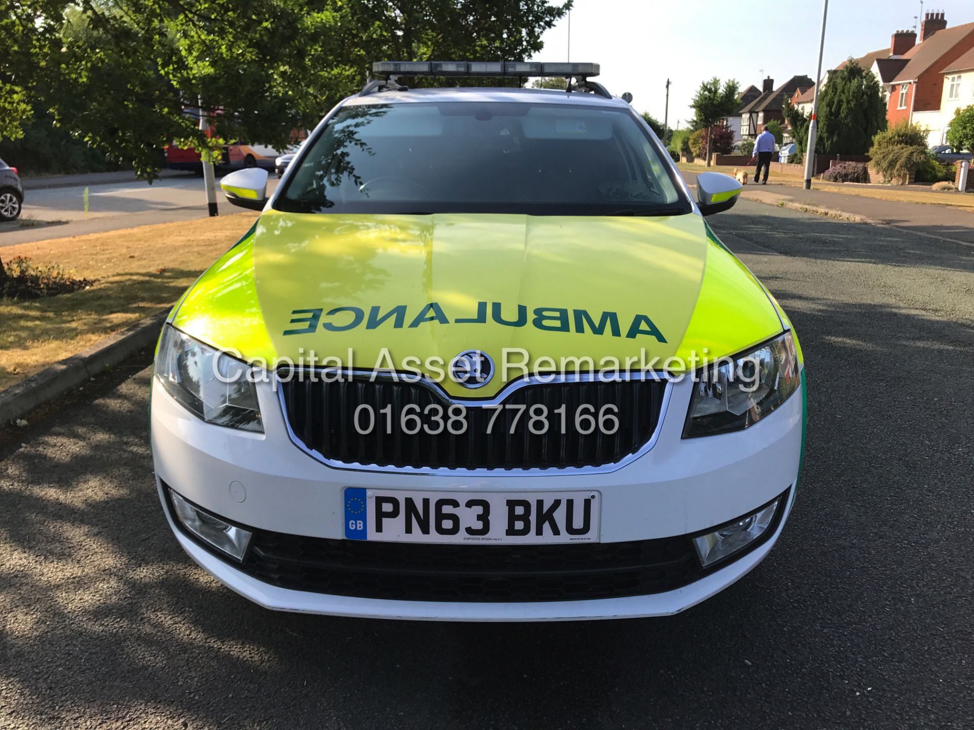 SKODA OCTAVIA 2.0TDI "150BHP-SE" ESTATE (2014 MODEL) AMBULANCE VEHICLE - ALL EQUIPMENT - NEW SHAPE! - Image 2 of 25