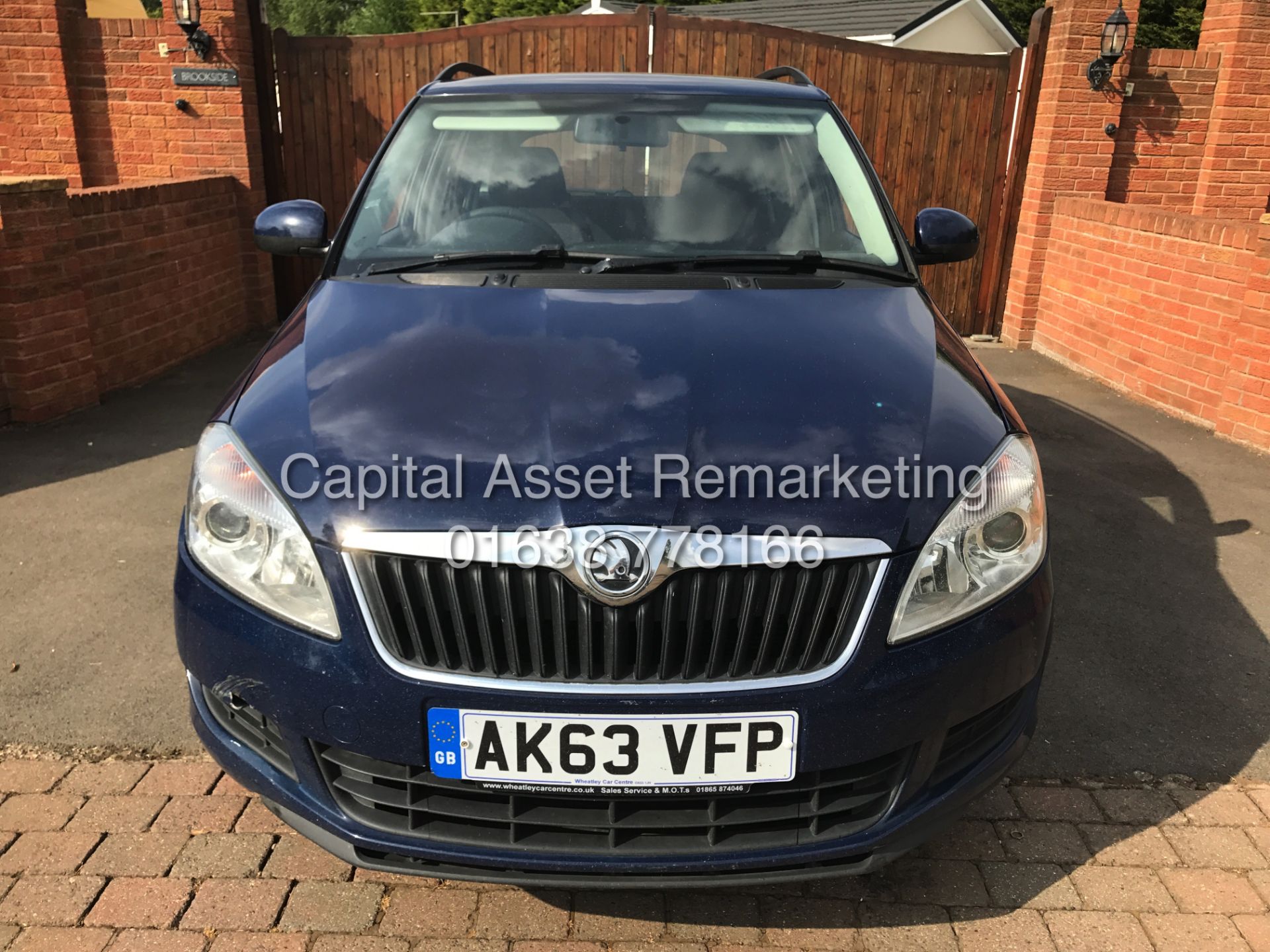 SKODA FABIA 1.6TDI "SE - ESTATE" NEW SHAPE (2014 YEAR) AIR CON - ALLOYS - ELEC PACK *NO VAT TO PAY* - Image 2 of 17