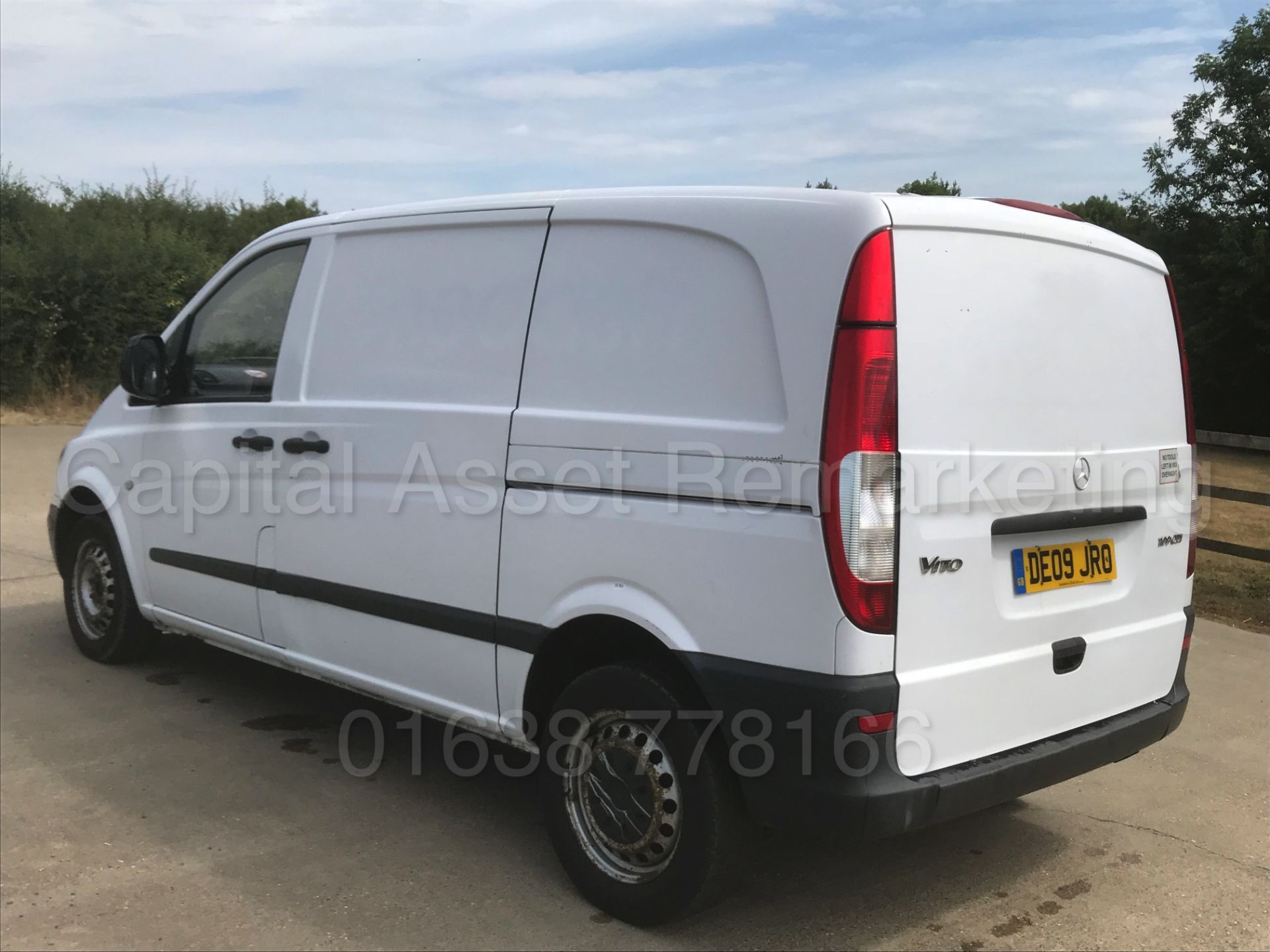 MERCEDES-BENZ VITO 109 CDI 'COMPACT' *PANEL VAN* (2009) '2.1 CDI - 6 SPEED' - Image 7 of 27