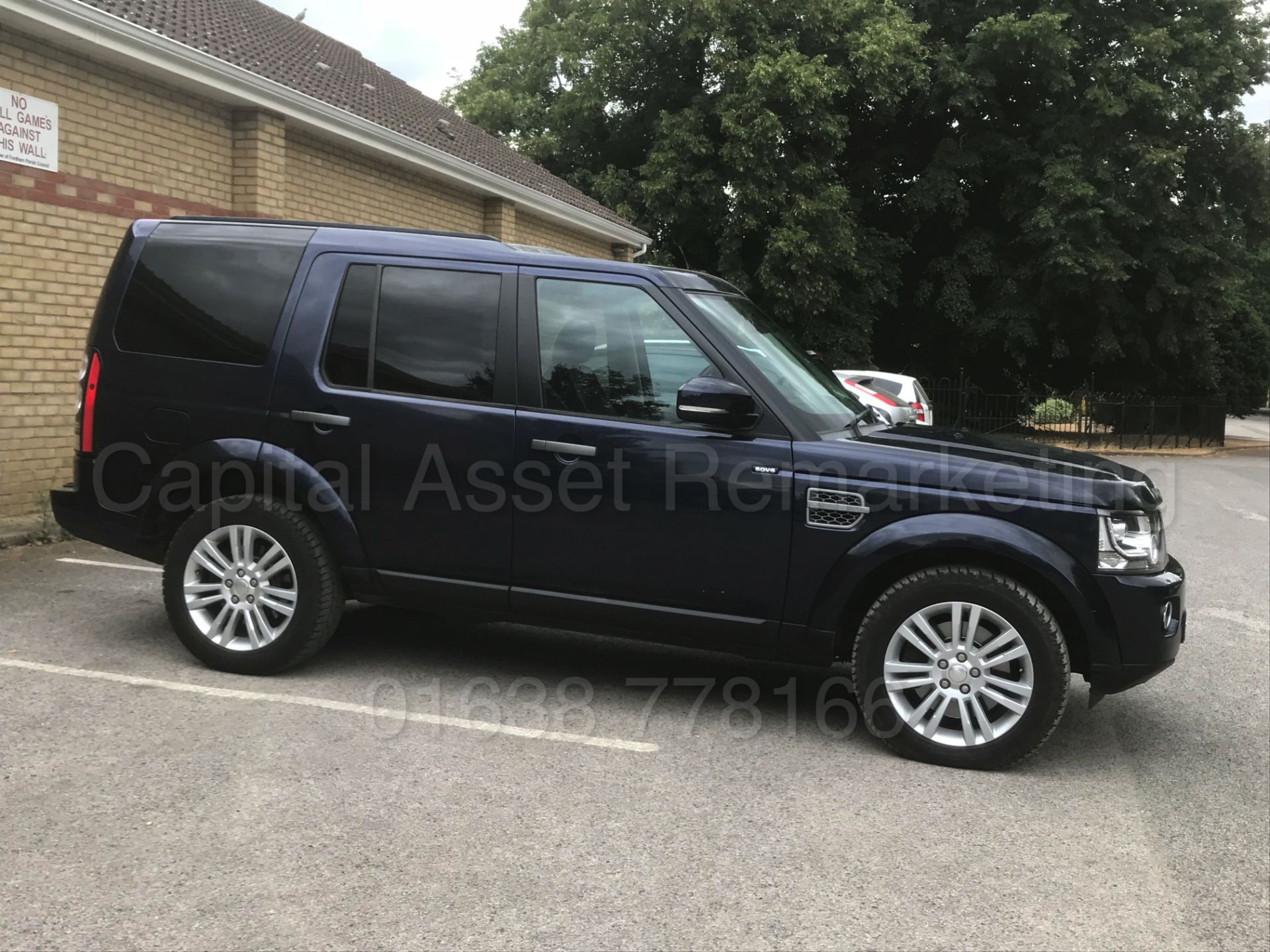 (On Sale) LAND ROVER DISCOVERY *XS EDITION* (2014) '3.0 SDV6 - 225 BHP- 8 SPEED AUTO' *MASSIVE SPEC* - Image 12 of 48