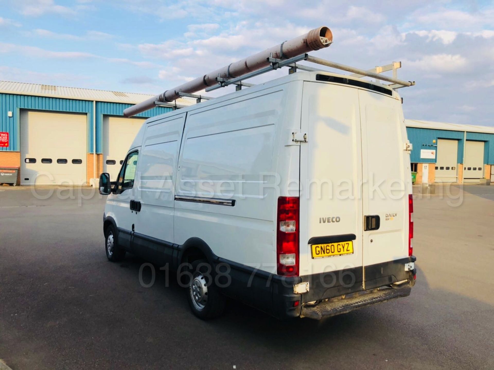 IVECO DAILY 35S11 'LCV - PANEL VAN' (2011 MODEL) '2.3 DIESEL - 127 BHP - 5 SPEED' - Image 21 of 24