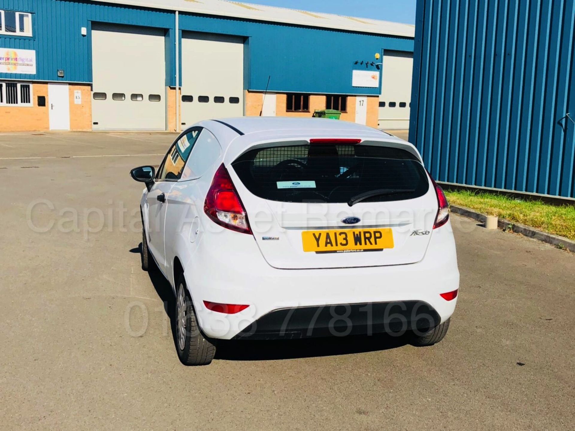 FORD FIESTA *TECH EDITION* 'LCV - PANEL VAN' (2013) 1.6 TDCI *ECONETIC* - STOP / START' - Image 10 of 32