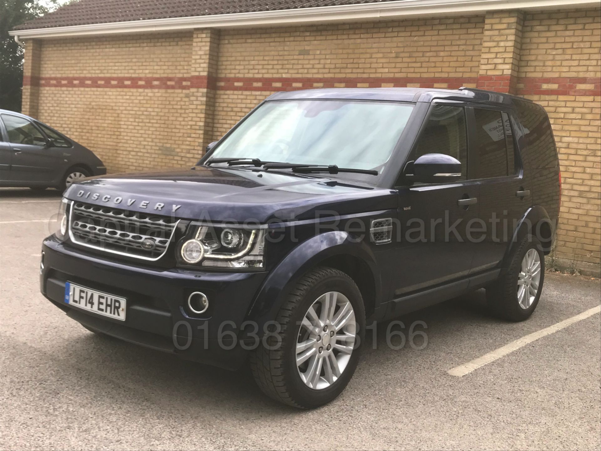 (On Sale) LAND ROVER DISCOVERY *XS EDITION* (2014) '3.0 SDV6 - 225 BHP- 8 SPEED AUTO' *MASSIVE SPEC* - Image 5 of 48