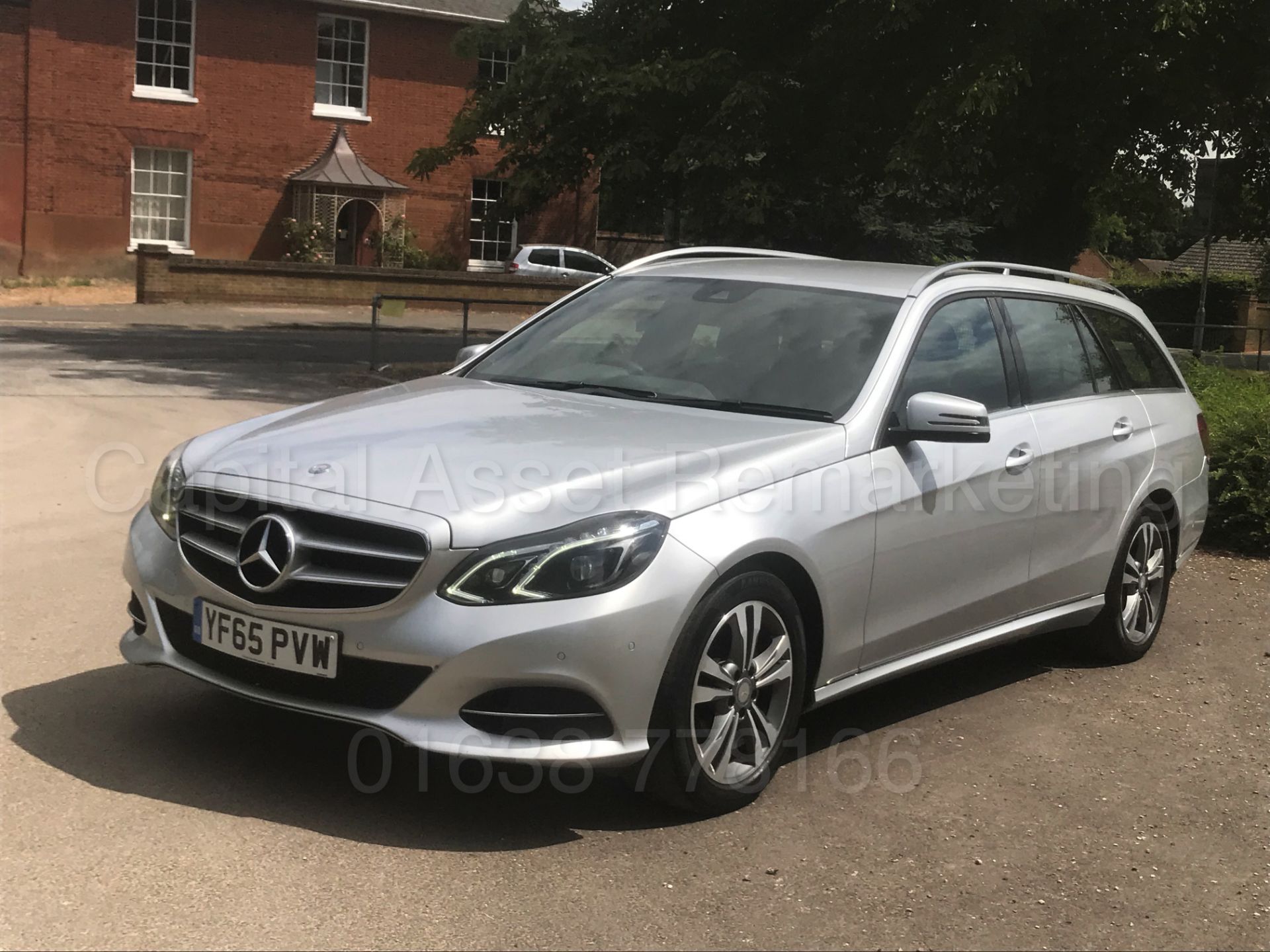 MERCEDES-BENZ E220D '5 DOOR ESTATE' (2016 MODEL) '7G TRONIC - 177 BHP - LEATHER - SAT NAV' (1 OWNER) - Image 5 of 41