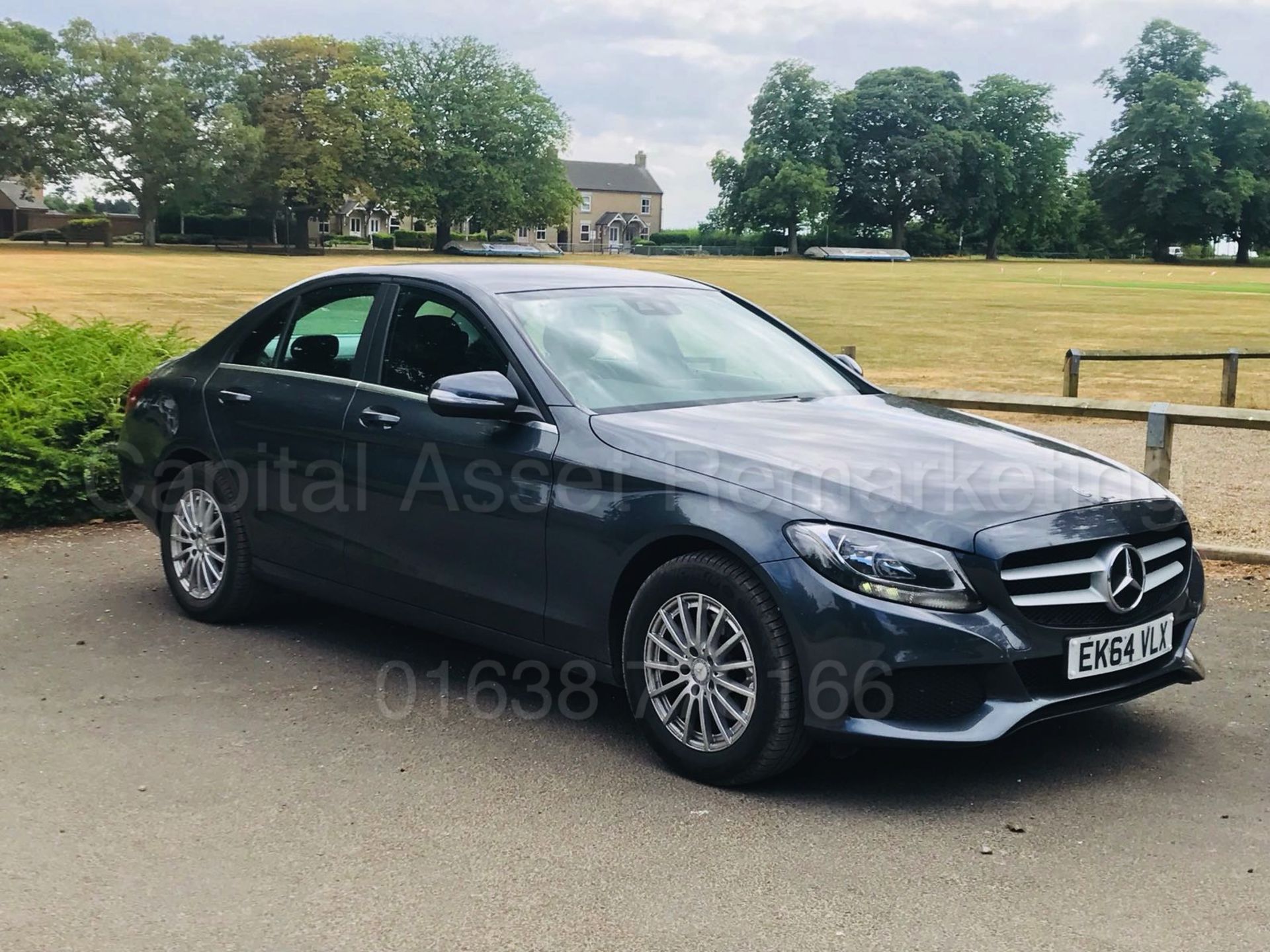 MERCEDES-BENZ C220D *EXECUTIVE EDITION*' (2015 MODEL) 'STOP / START - LEATHER - SAT NAV' (1 OWNER)