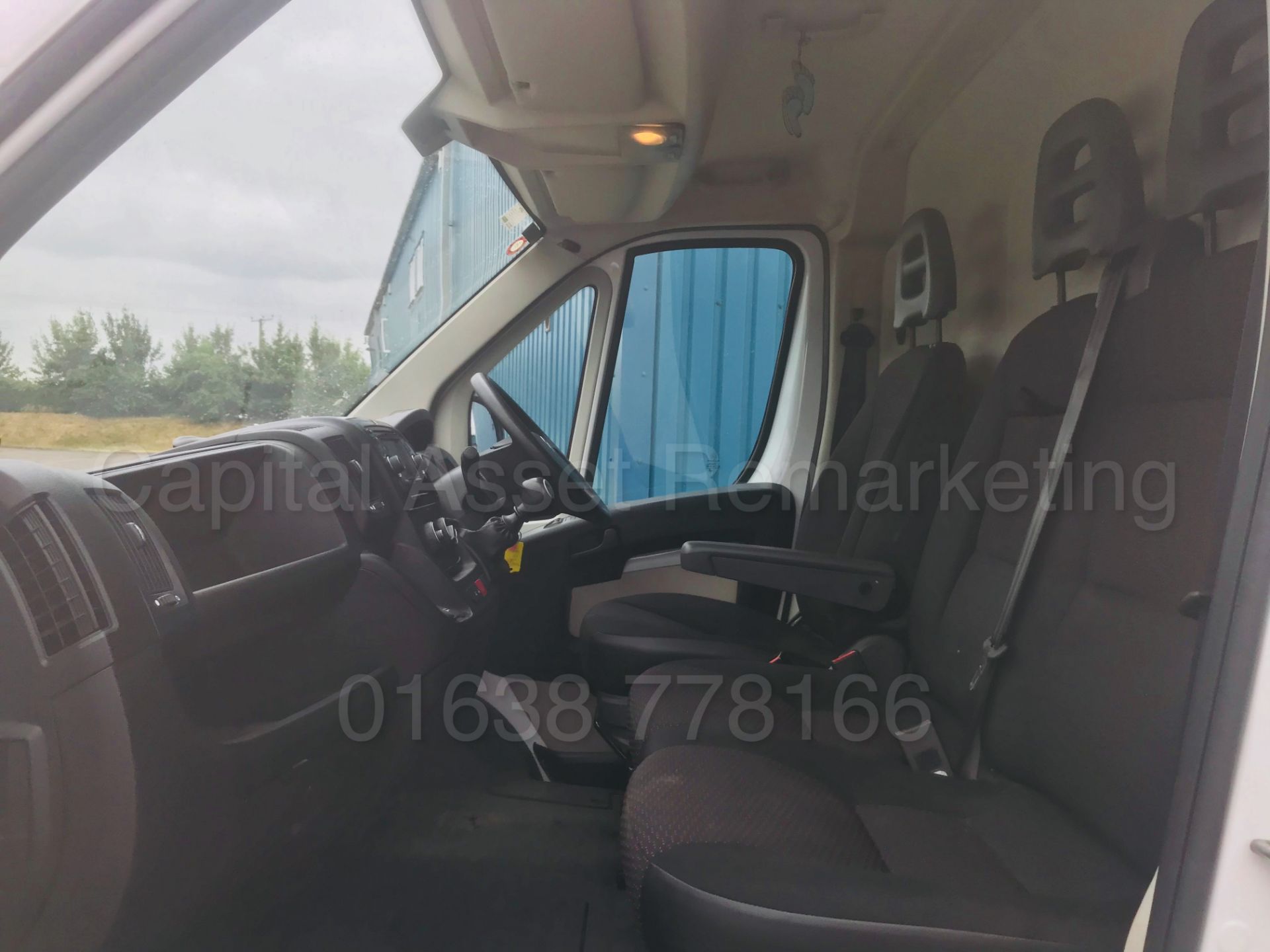 CITROEN RELAY 35 'LWB HI-ROOF' PANEL VAN (2016) '2.2 HDI - 130 BHP - 6 SPEED' **ENTERPRISE EDITION** - Image 20 of 38