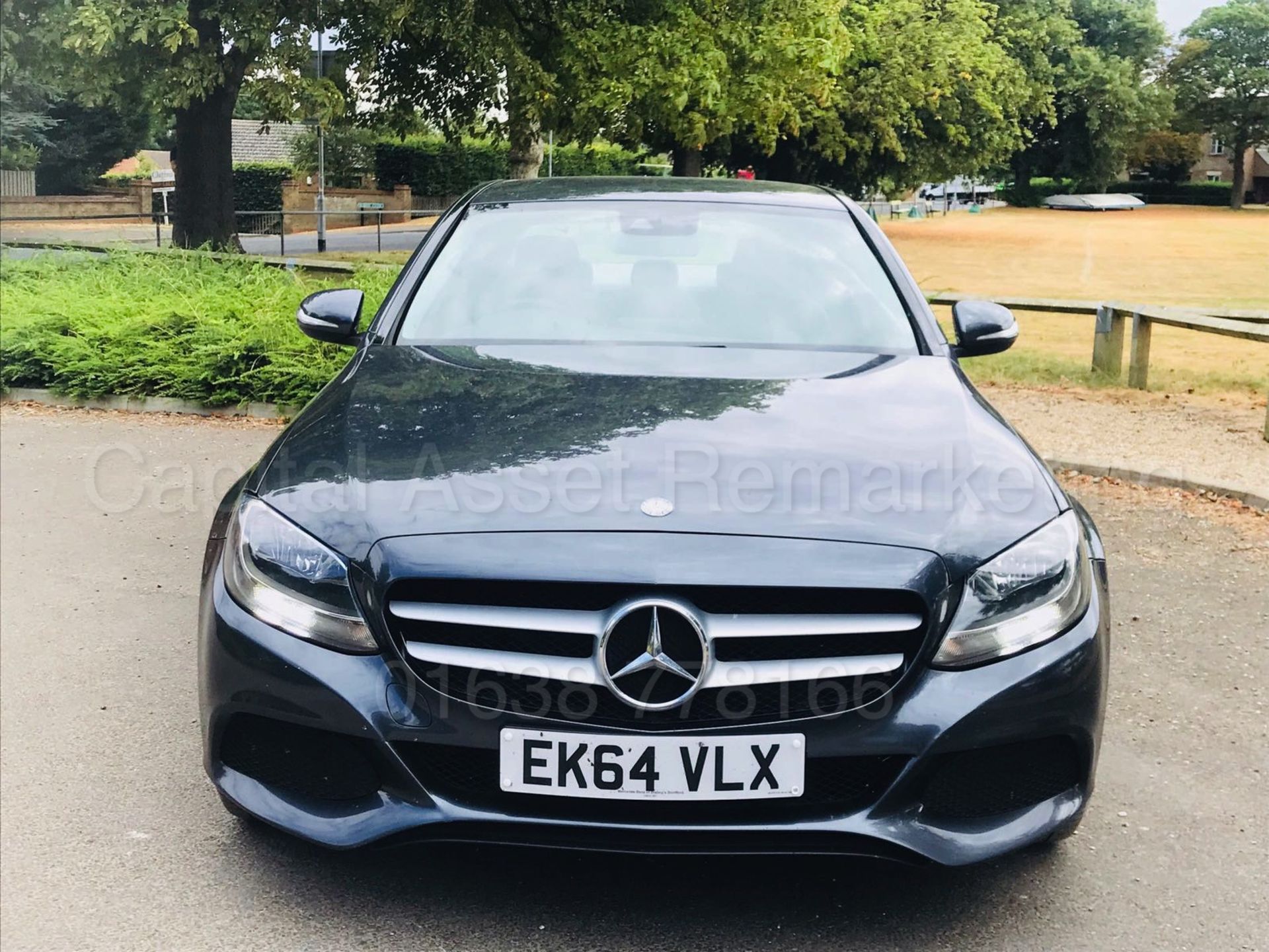 MERCEDES-BENZ C220D *EXECUTIVE EDITION*' (2015 MODEL) 'STOP / START - LEATHER - SAT NAV' (1 OWNER) - Image 3 of 36