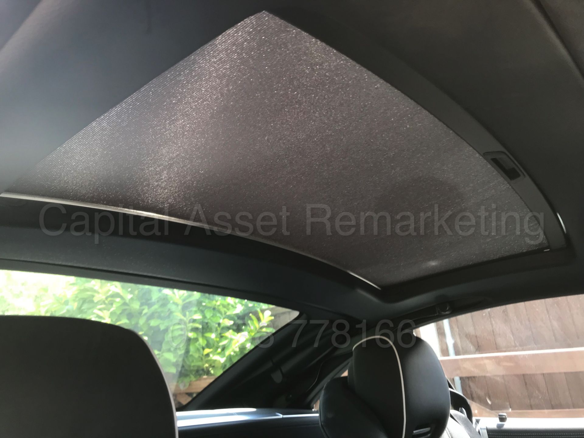 MERCEDES-BENZ SL 400 'AMG EDITION' (2018 MODEL) '3.0 V6 - 367 BHP - 9 SPEED AUTO' **MASSIVE SPEC** - Image 74 of 75