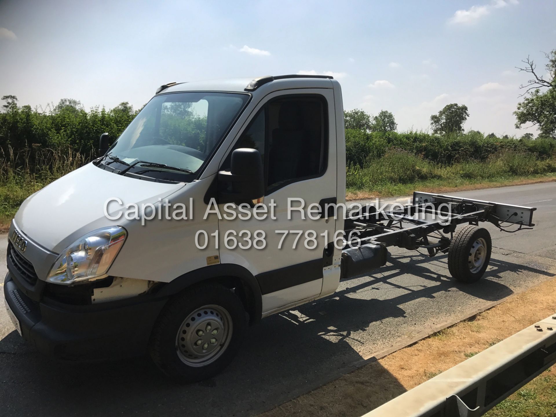 IVECO DAILY 35S11 (2013 - 13 REG) LWB / CHASSIS CAB **IDEAL TRANSPORTER CONVERSION** 1 OWNER - Image 2 of 8