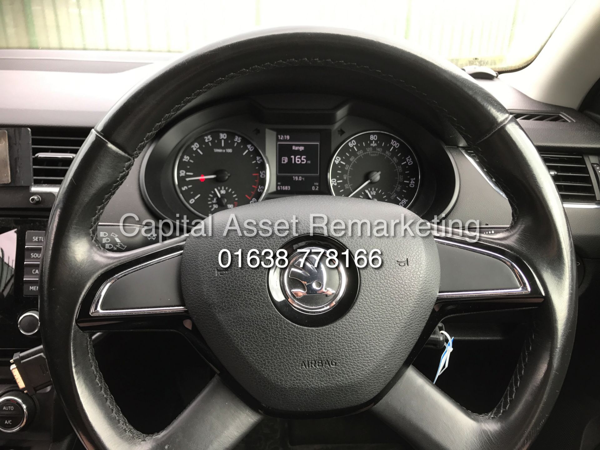 SKODA OCTAVIA 2.0TDI "SE" (150BHP) ESTATE (AMBULANCE / PARAMEDIC SPEC) 1 OWNER (2014 MODEL) RARE !!! - Image 15 of 22