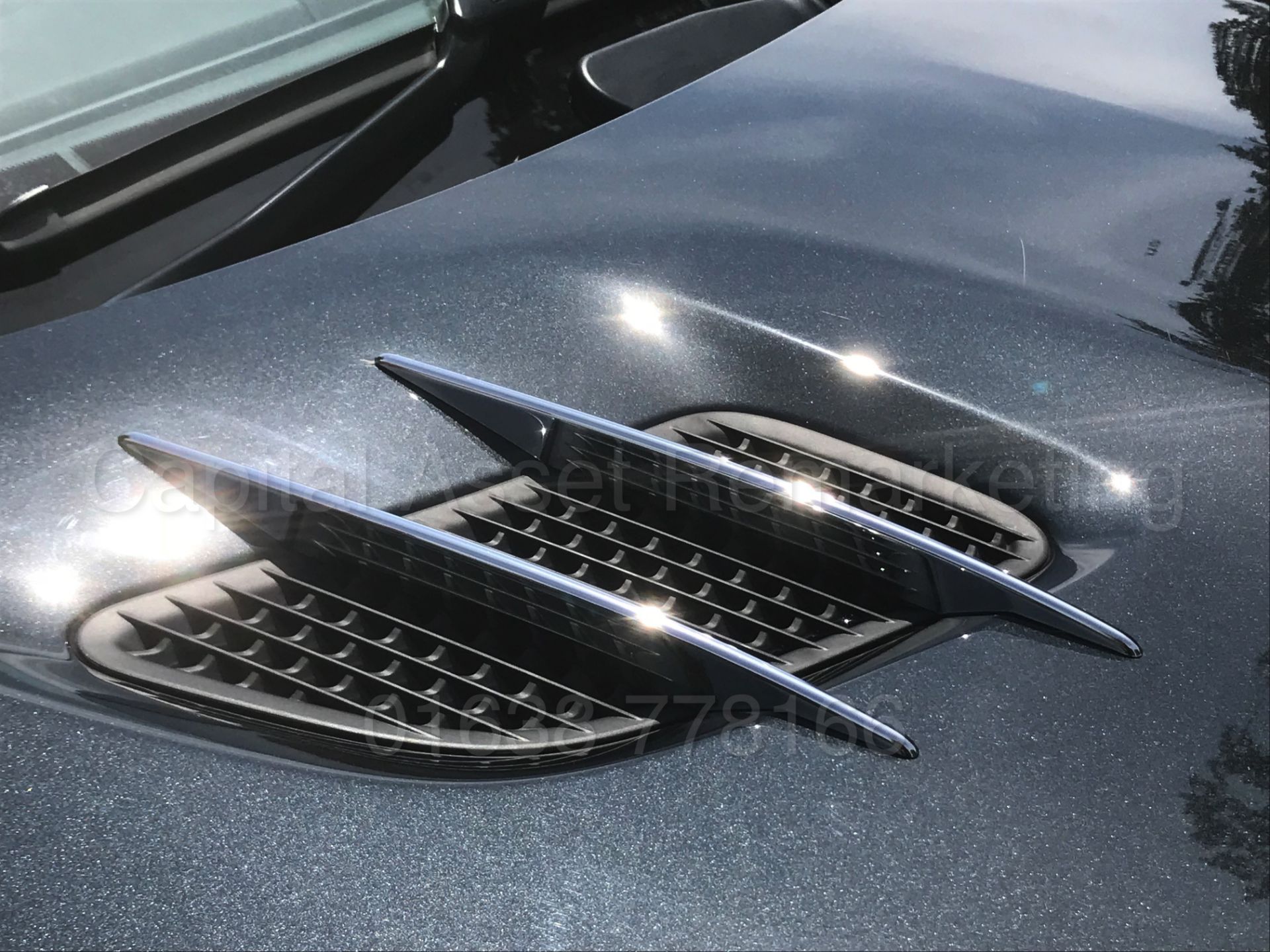 MERCEDES-BENZ SL 400 'AMG EDITION' (2018 MODEL) '3.0 V6 - 367 BHP - 9 SPEED AUTO' **MASSIVE SPEC** - Image 36 of 75
