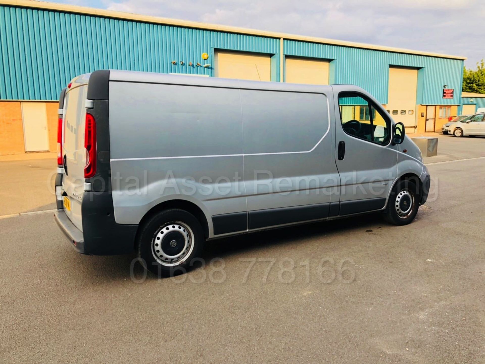 (On Sale) VAUXHALL VIVARO 2900 'LWB - PANEL VAN' (2008) '2.0 CDTI - 115 BHP - 6 SPEED' **AIR CON** - Image 18 of 23