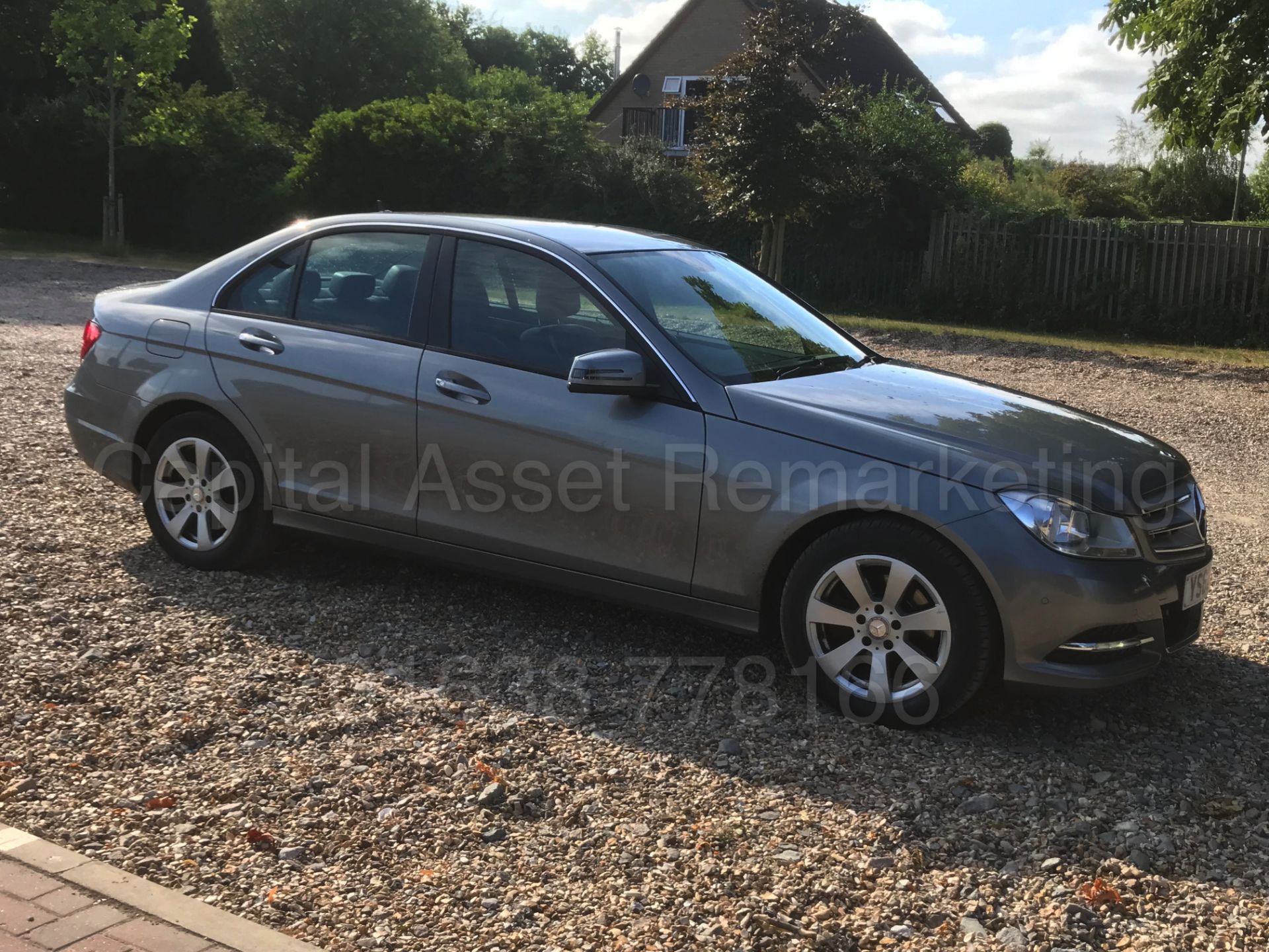 MERCEDES-BENZ C220 CDI **EXECUTIVE** (2013 MODEL) '2.1 DIESEL - 170 BHP - AUTO' *SAT NAV* (NO VAT) - Image 12 of 38