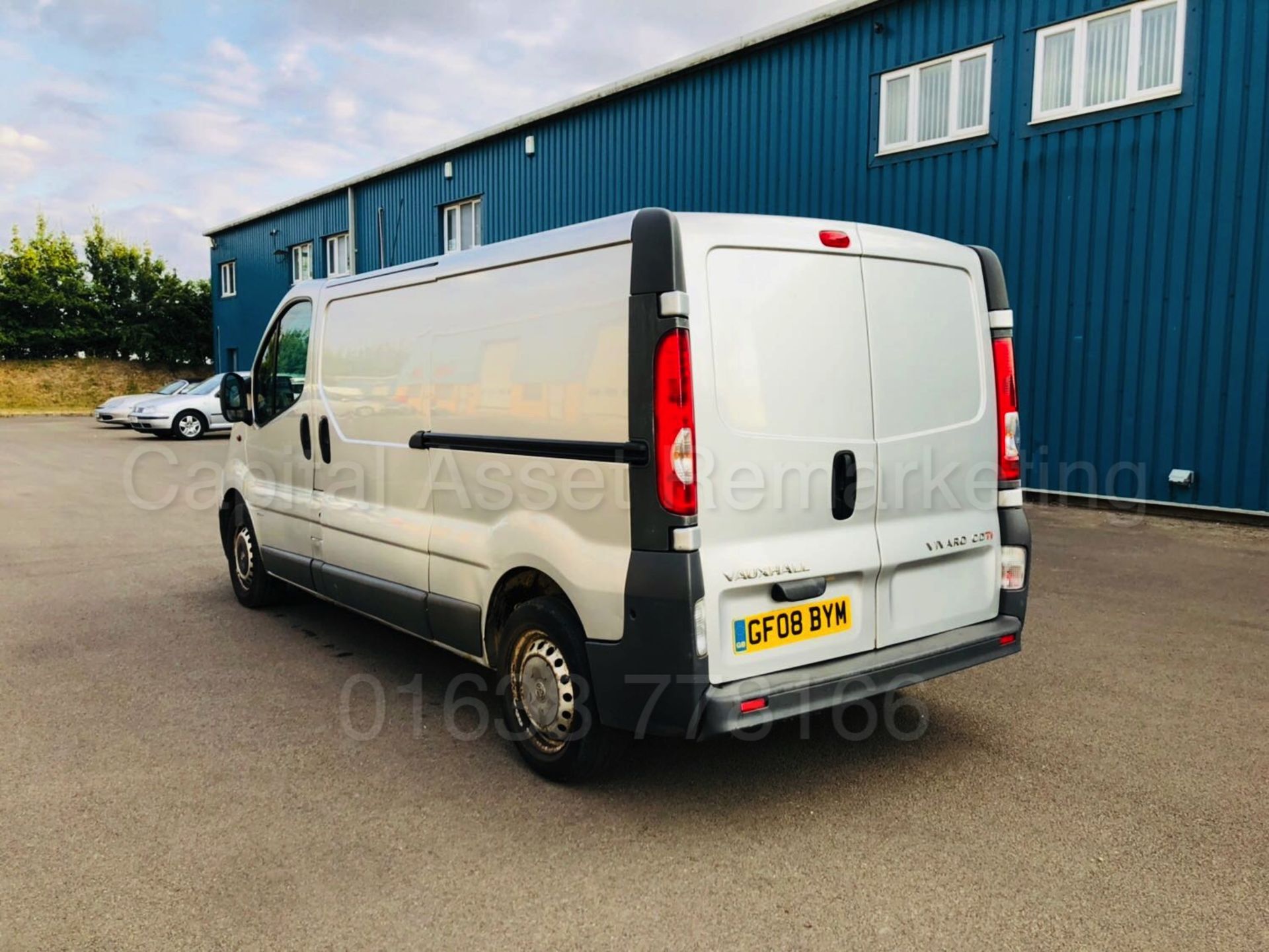 (On Sale) VAUXHALL VIVARO 2900 'LWB - PANEL VAN' (2008) '2.0 CDTI - 115 BHP - 6 SPEED' **AIR CON** - Image 12 of 23