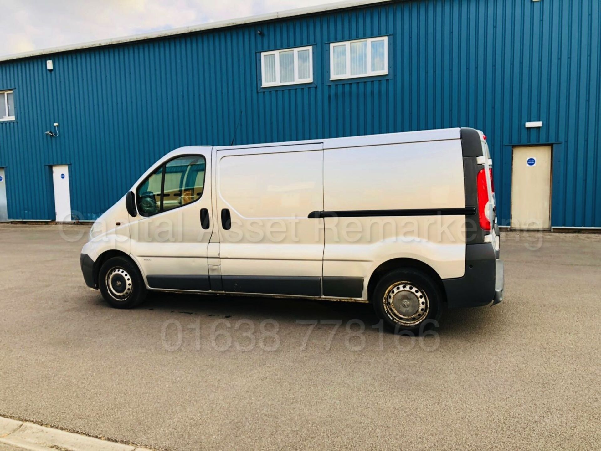 (On Sale) VAUXHALL VIVARO 2900 'LWB - PANEL VAN' (2008) '2.0 CDTI - 115 BHP - 6 SPEED' **AIR CON** - Image 17 of 23