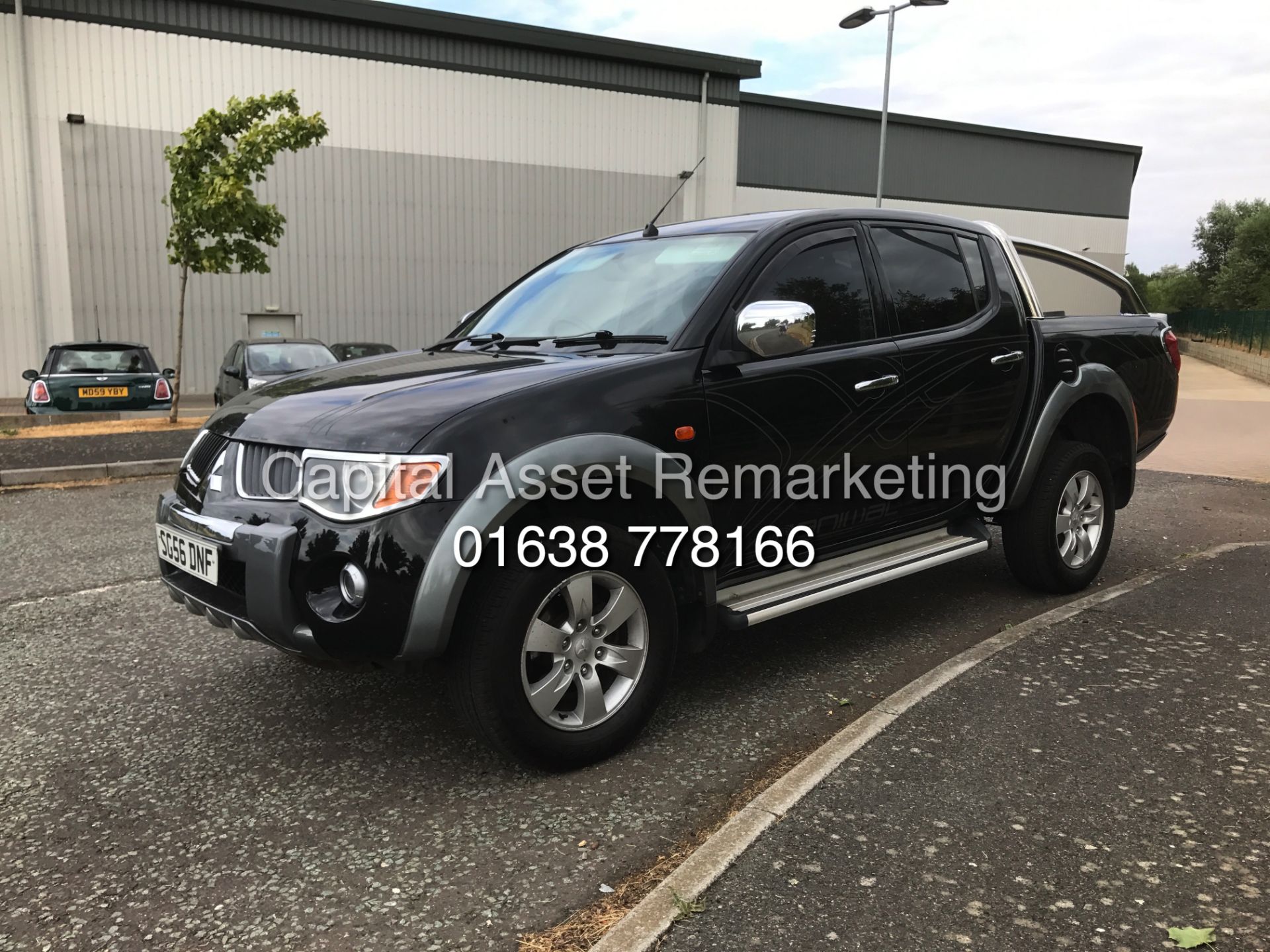 On Sale MITSUBISHI L200 "ANIMAL" 2.5DID "AUTO" DOUBLE CAB PICK UP -BLACK EDITION LOW MILES LEATHER - Image 4 of 22