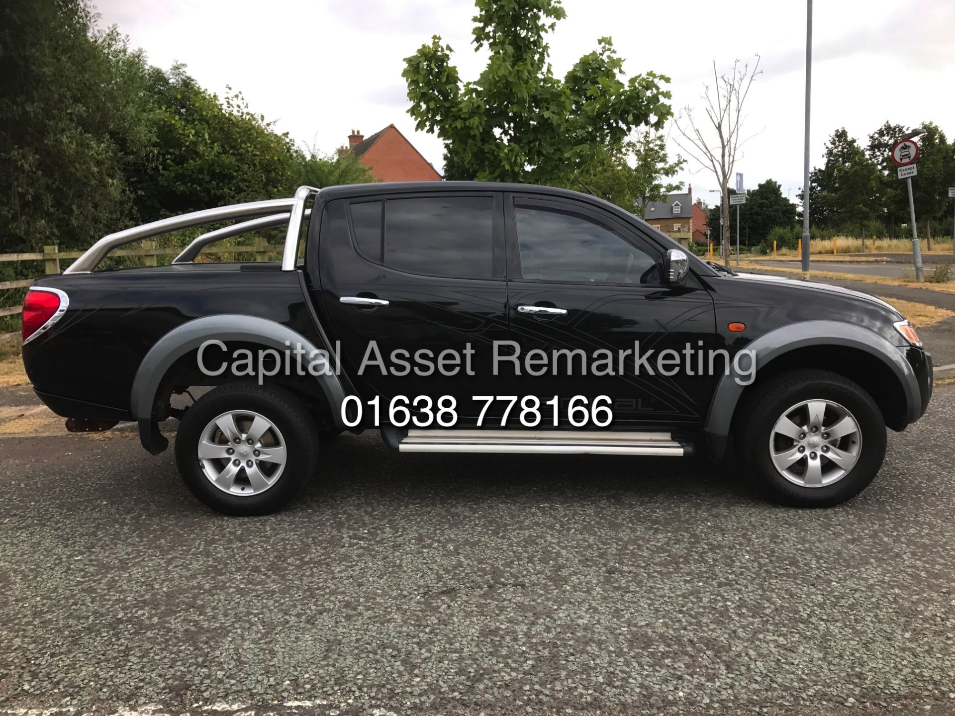 On Sale MITSUBISHI L200 "ANIMAL" 2.5DID "AUTO" DOUBLE CAB PICK UP -BLACK EDITION LOW MILES LEATHER - Image 5 of 22