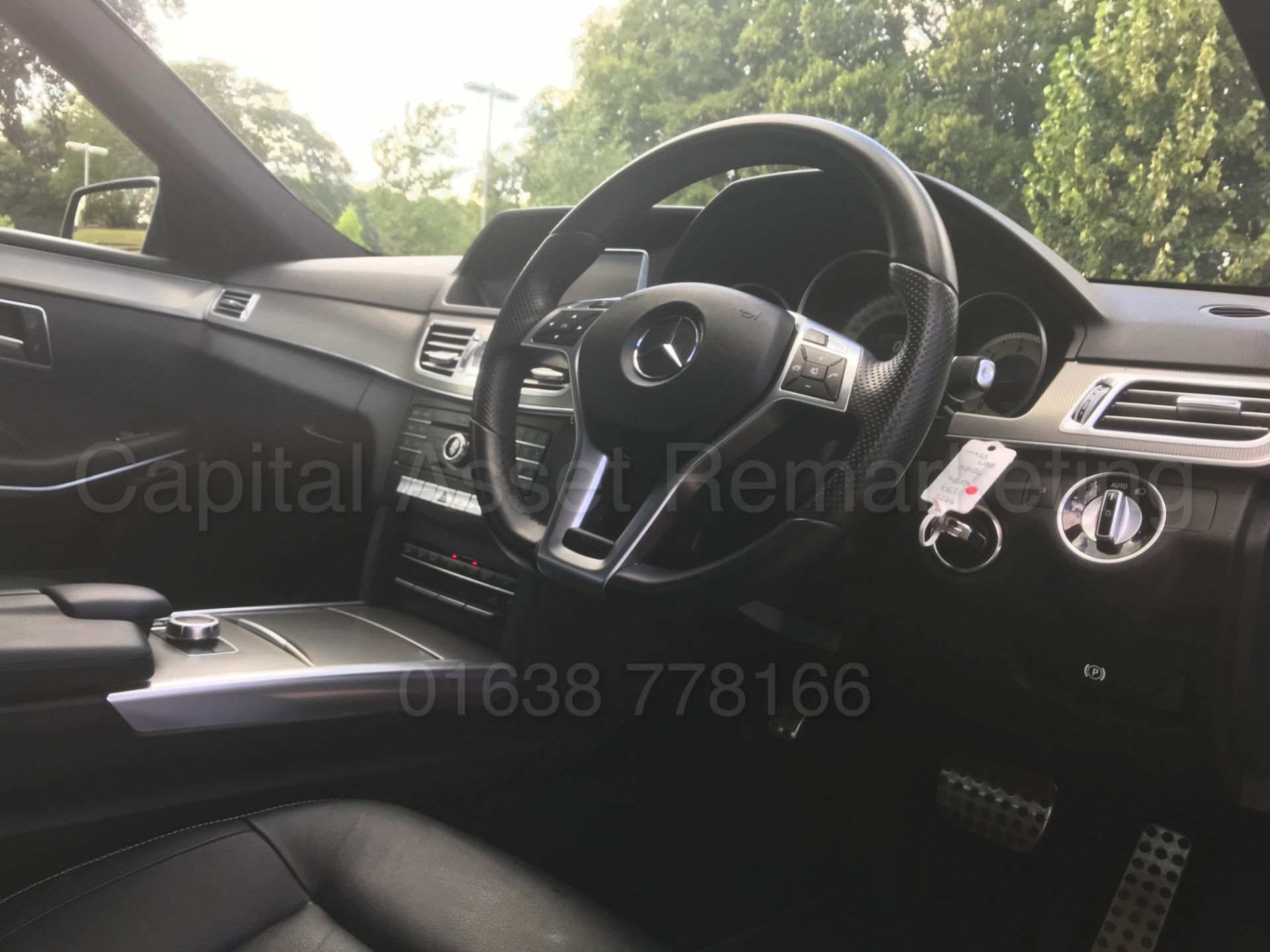 MERCEDES-BENZ E220D *AMG - NIGHT EDITION* SALOON (2016) '7G AUTO - LEATHER - SAT NAV' *LOW MILES* - Image 29 of 43