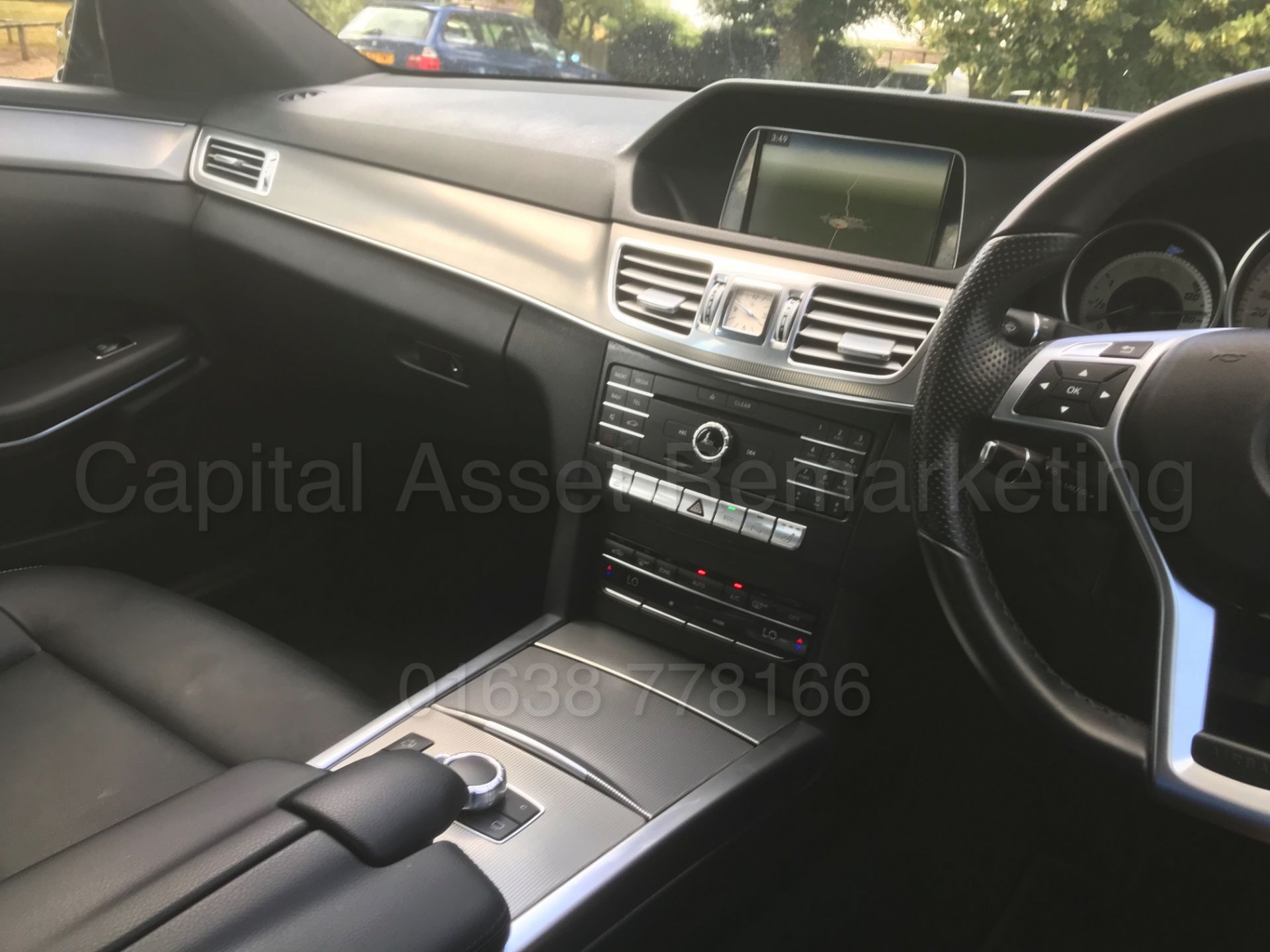 MERCEDES-BENZ E220D *AMG - NIGHT EDITION* SALOON (2016) '7G AUTO - LEATHER - SAT NAV' *LOW MILES* - Image 33 of 43