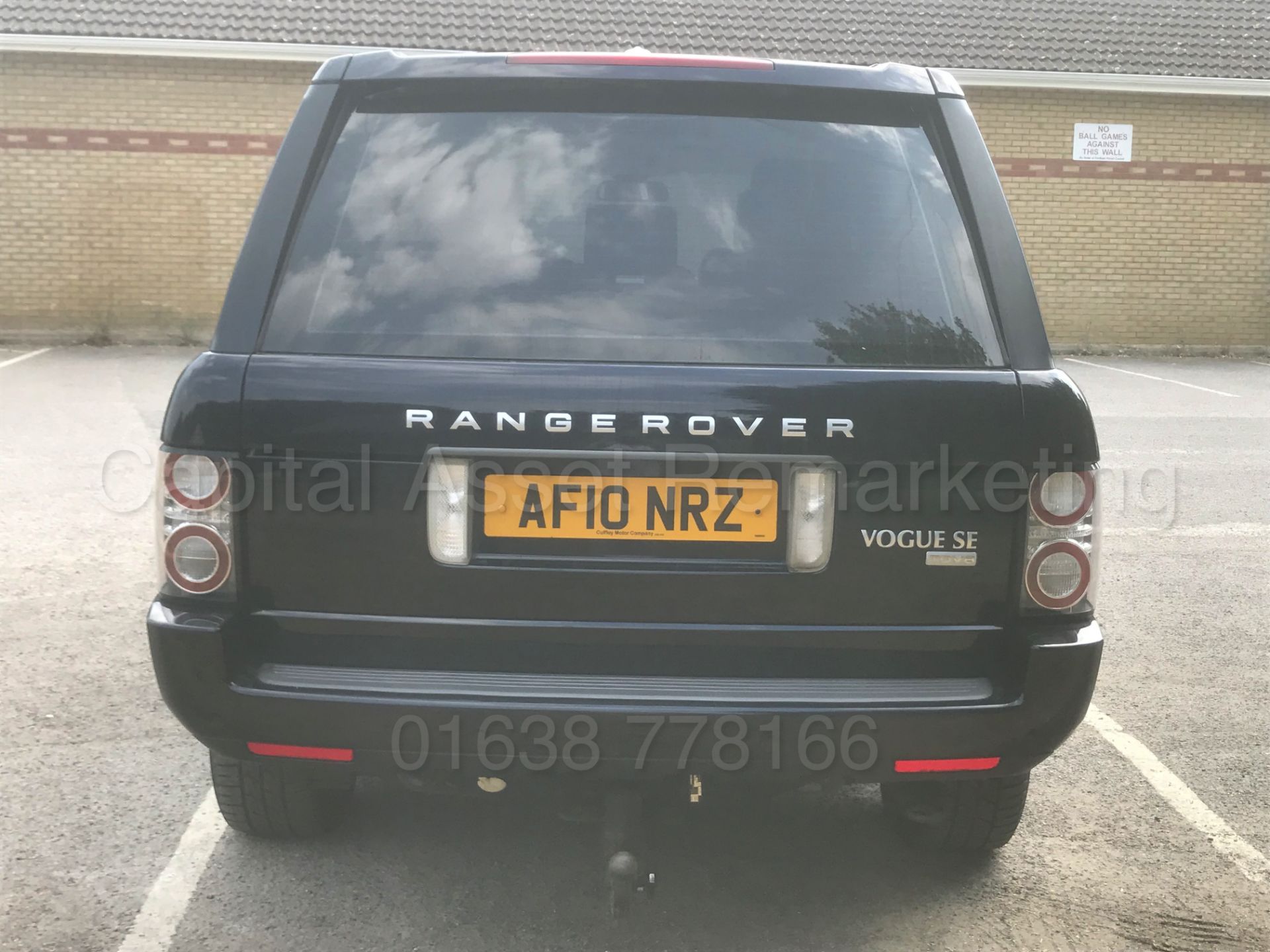 RANGE ROVER VOGUE **SE EDITION** (2010 - FACELIFT EDITION) 'TDV8 - 268 BHP - AUTO' **FULLY LOADED** - Image 10 of 62