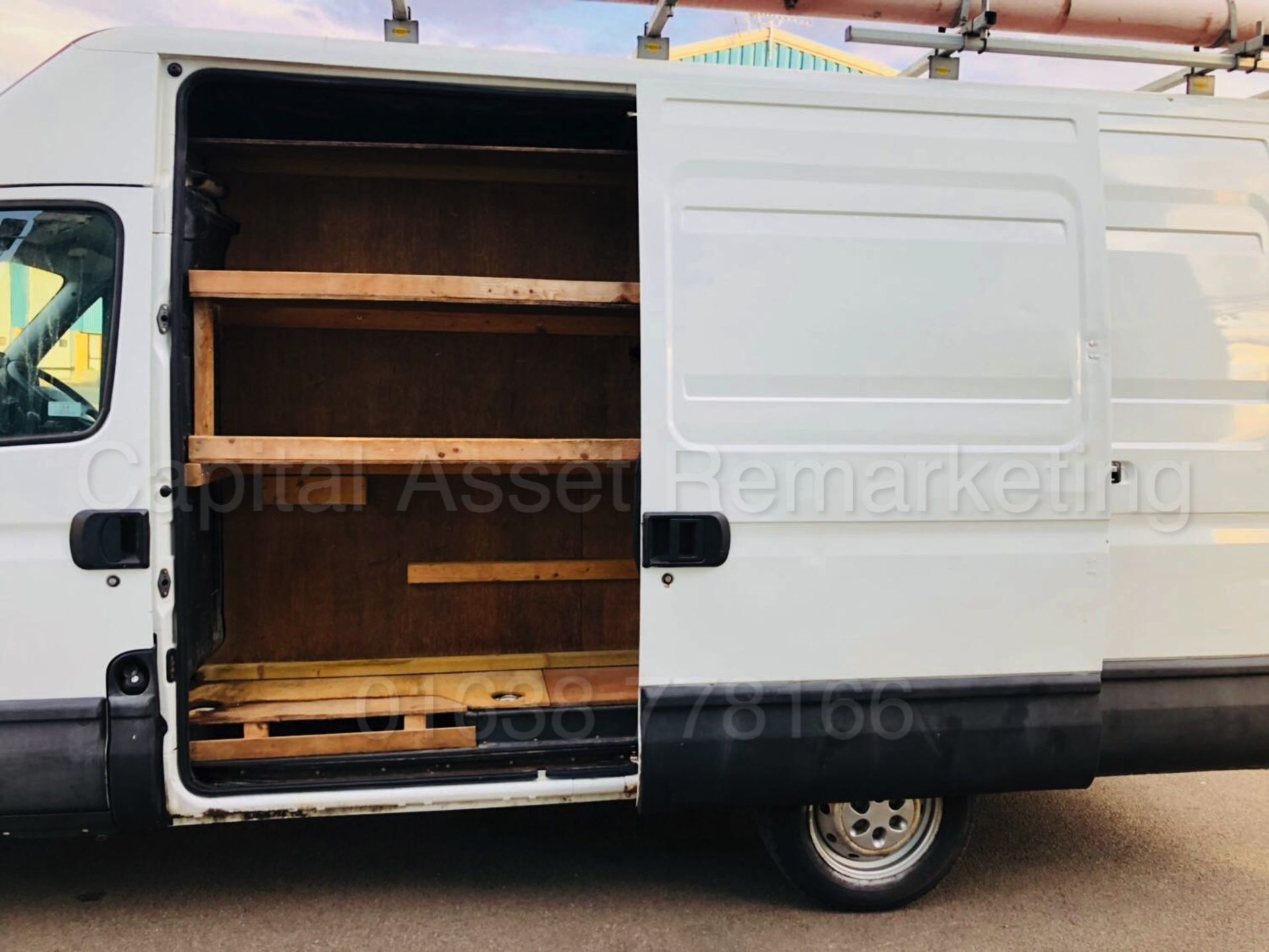 (On Sale) IVECO DAILY 35S11 'LCV - PANEL VAN' (2011 MODEL) '2.3 DIESEL - 127 BHP - 5 SPEED' - Image 16 of 24