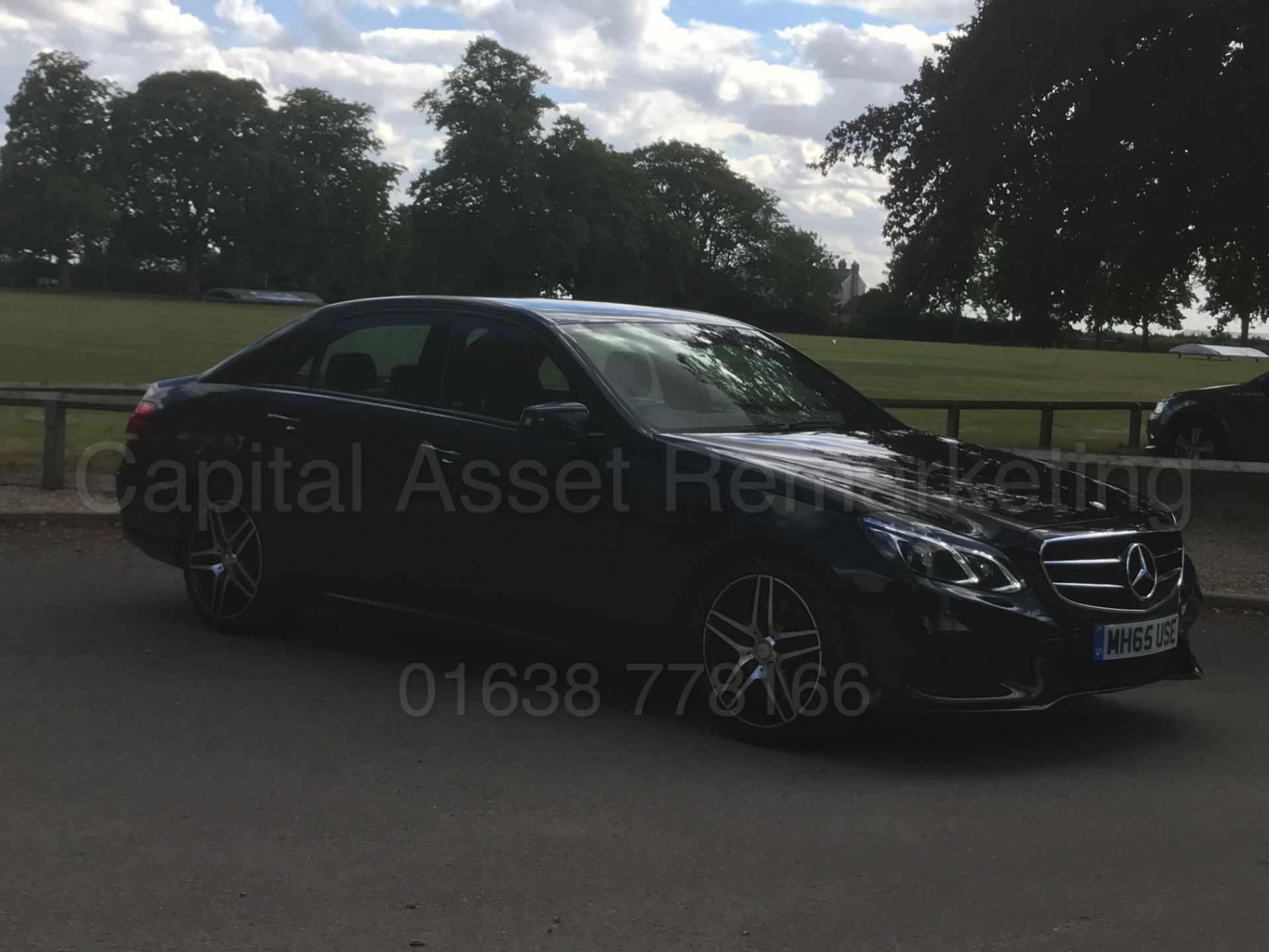 MERCEDES-BENZ E220D *AMG - NIGHT EDITION* SALOON (2016) '7G AUTO - LEATHER - SAT NAV' *LOW MILES* - Image 10 of 43