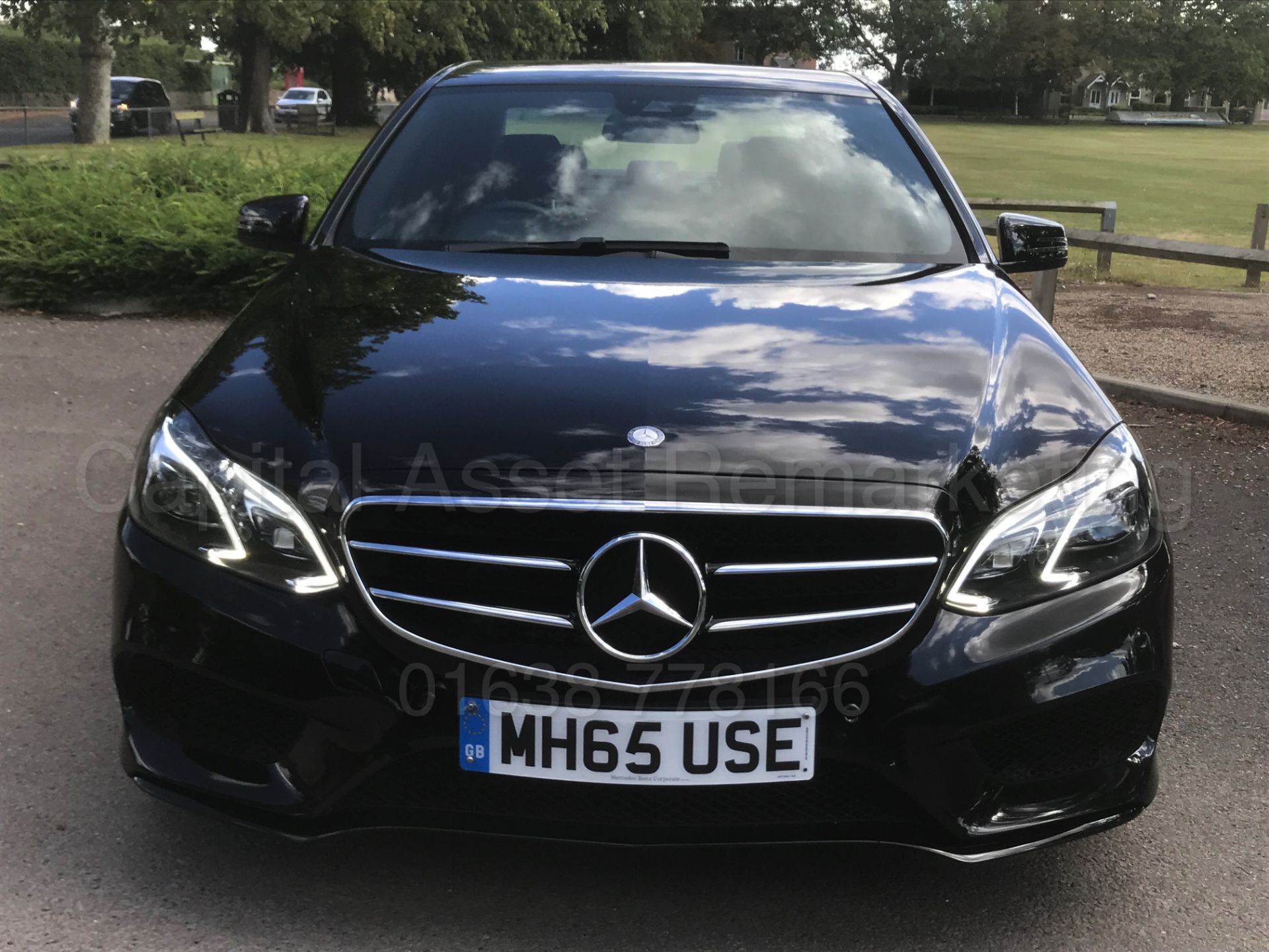 MERCEDES-BENZ E220D *AMG - NIGHT EDITION* SALOON (2016) '7G AUTO - LEATHER - SAT NAV' *LOW MILES* - Image 12 of 43