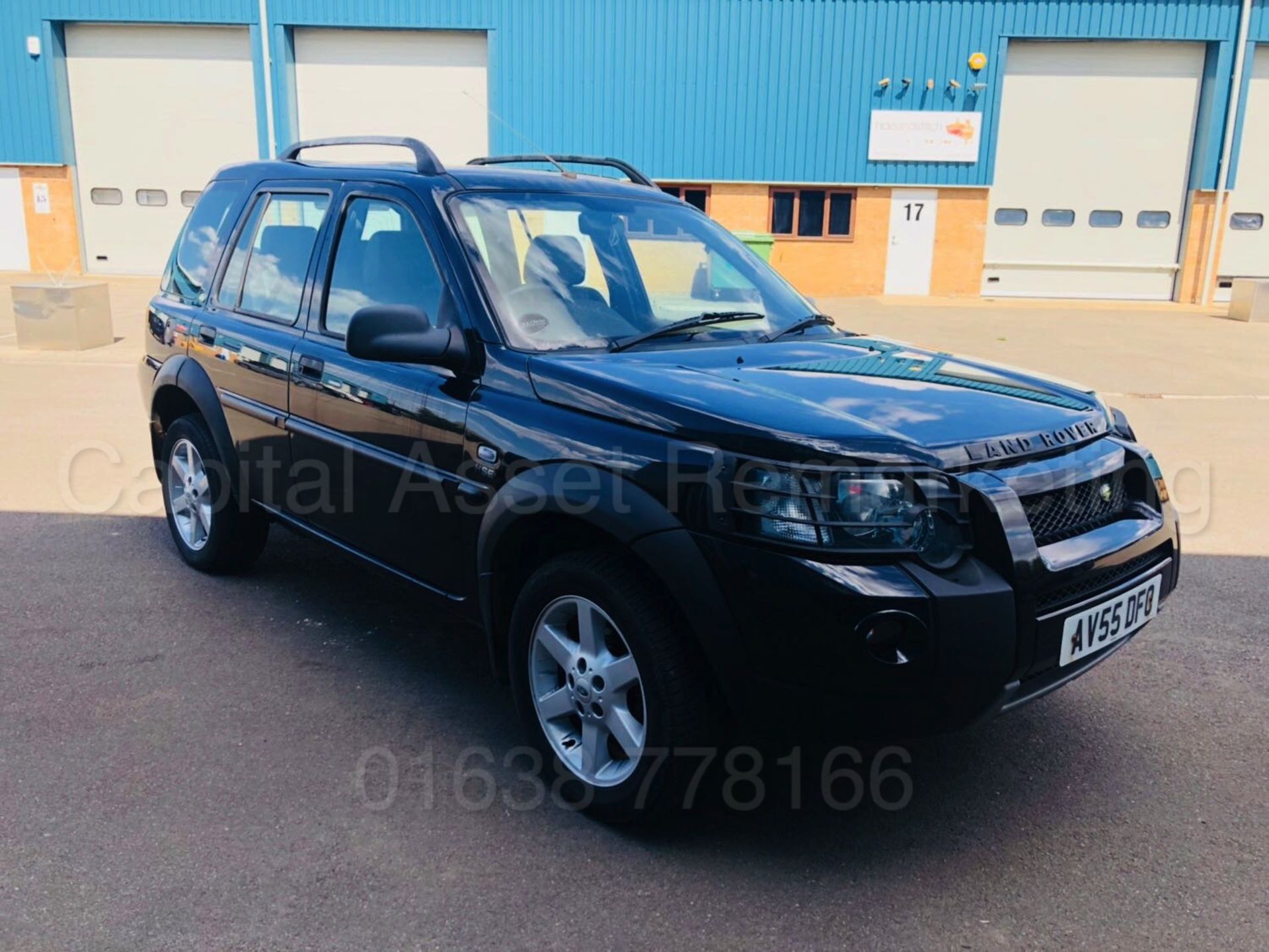 LAND ROVER FREELANDER *HSE EDITION* (2006 MODEL) '2.0 TD4 - AUTO' *LEATHER - AIR CON* (NO VAT) - Image 3 of 27