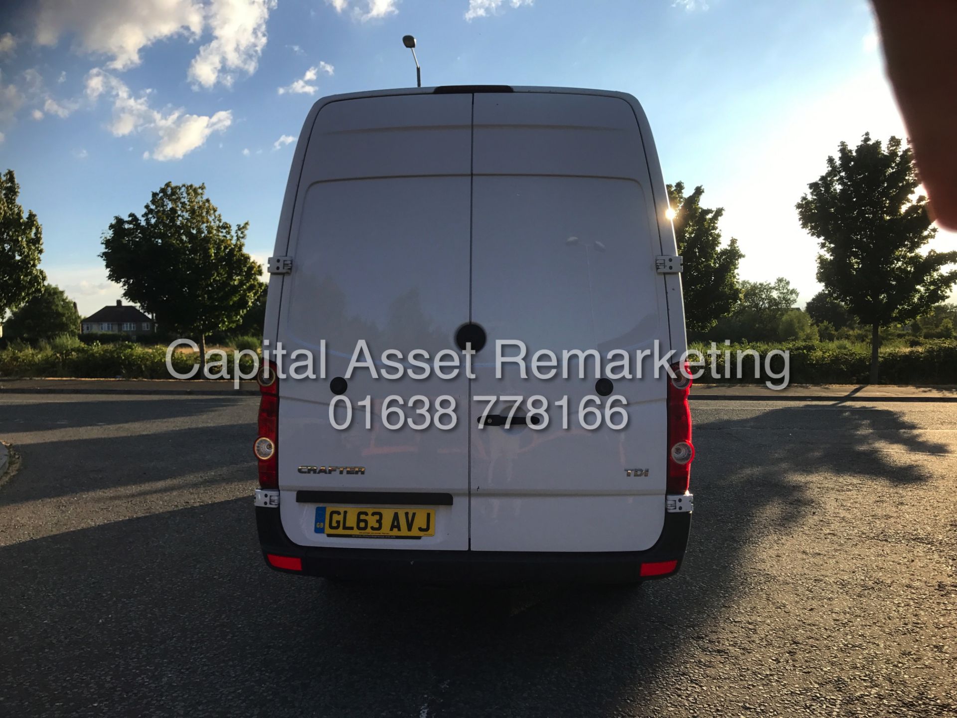 VOLKSWAGEN CRAFTER CR35 LWB 2.0TDI (2014 REG) 1 OWNER FSH - LONG WHEEL BASE - 4.2MTR - LOOK!! - Image 10 of 17