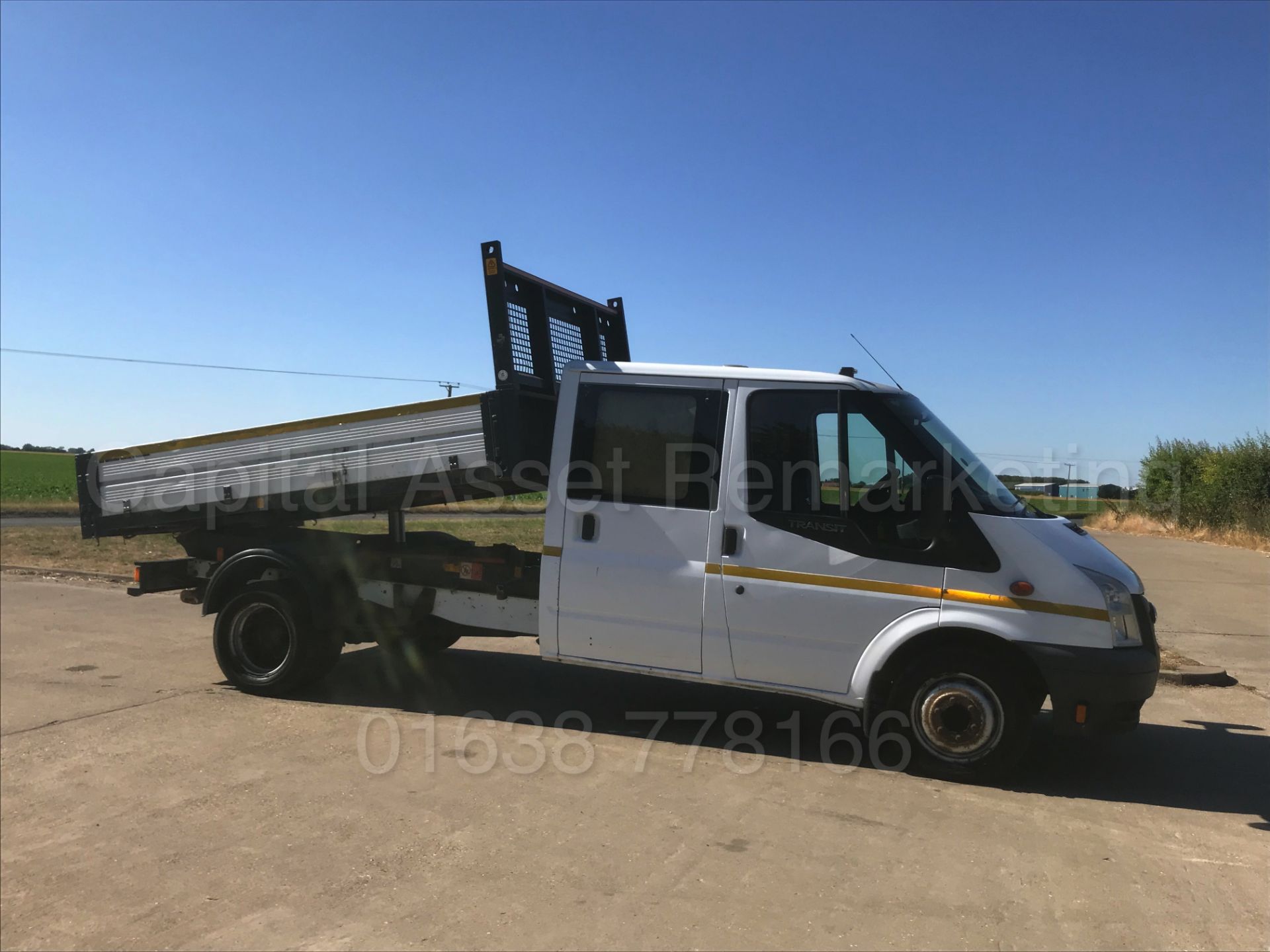 FORD TRANSIT 125 T350 RWD 'DOUBLE CAB - TIPPER' (2014 MODEL) '2.1 TDCI - 125 BHP - 6 SPEED' *3500KG* - Image 14 of 32