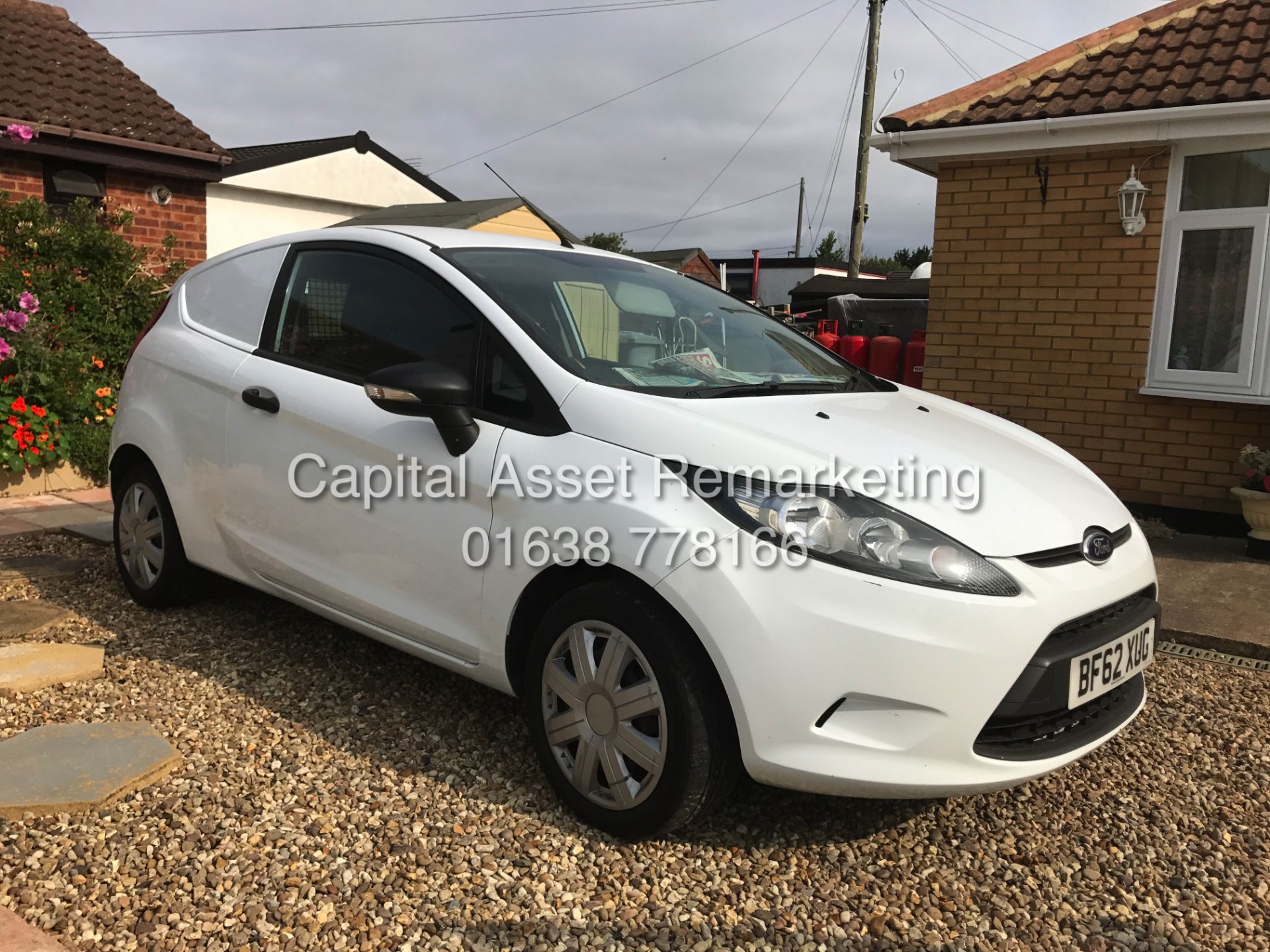 (ON SALE) FORD FIESTA 1.4TDCI VAN - (2013) REG - 1 OWNER - LONG MOT - ELECTRIC PACK - COLOUR CODED - Image 2 of 9