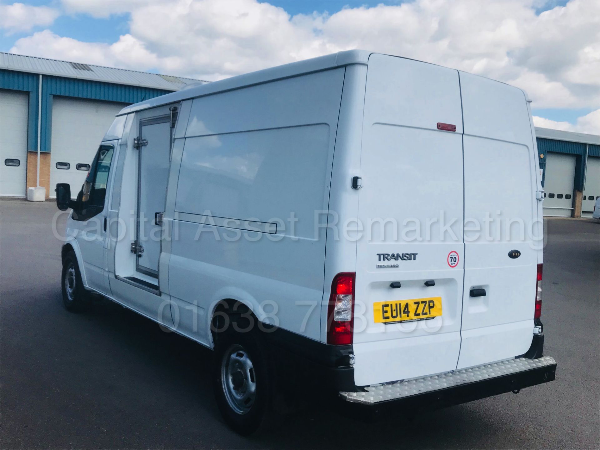 FORD TRANSIT 125 T350L RWD 'LWB - FRIDGE / FREEZER' (2014) '2.2 TDCI - 125 BHP - 6 SPEED' *SAT NAV* - Image 8 of 29