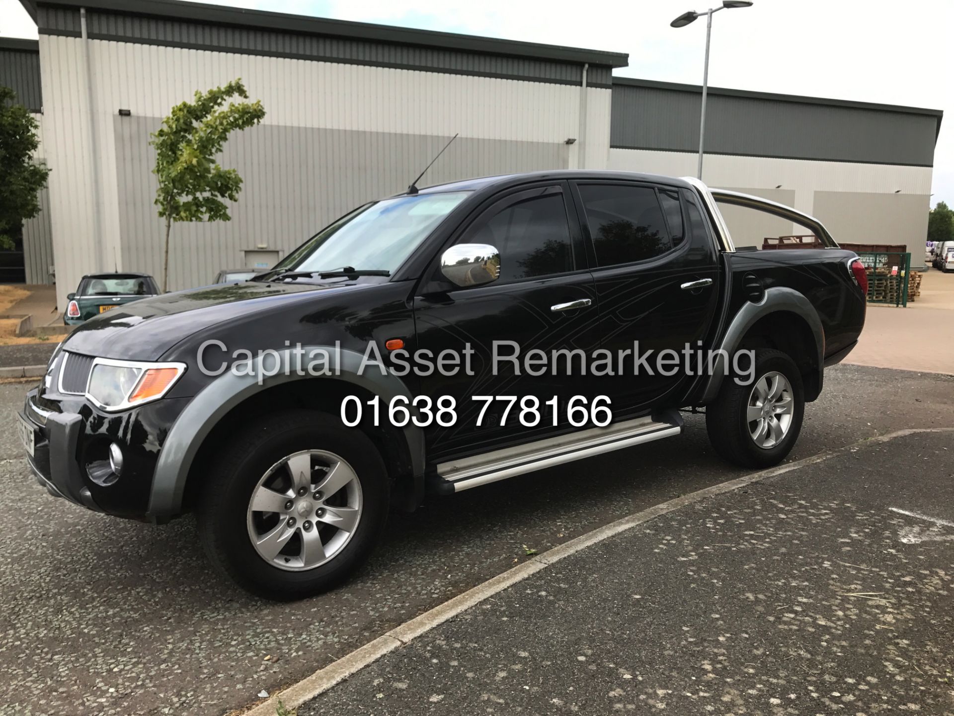 On Sale MITSUBISHI L200 "ANIMAL" 2.5DID "AUTO" DOUBLE CAB PICK UP -BLACK EDITION LOW MILES LEATHER - Image 3 of 22