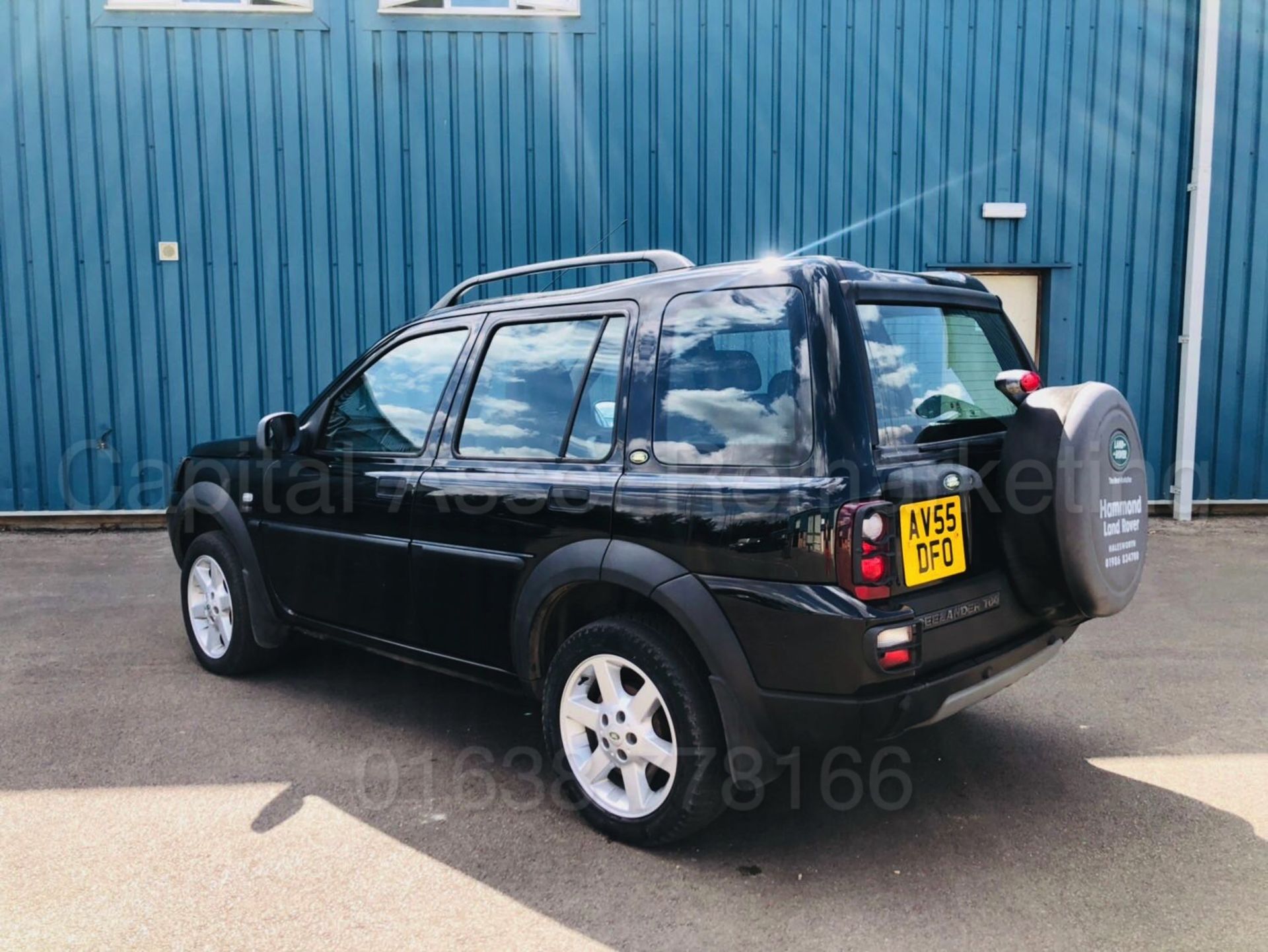 LAND ROVER FREELANDER *HSE EDITION* (2006 MODEL) '2.0 TD4 - AUTO' *LEATHER - AIR CON* (NO VAT) - Image 9 of 27